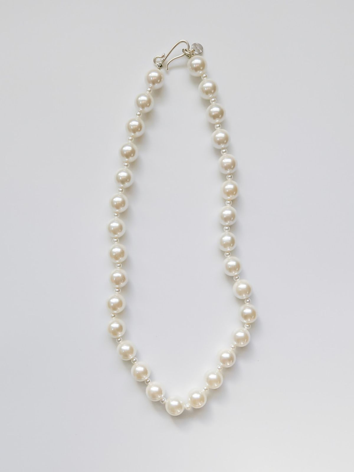 소수(SOSOO) Ping-pong Pearl Necklace