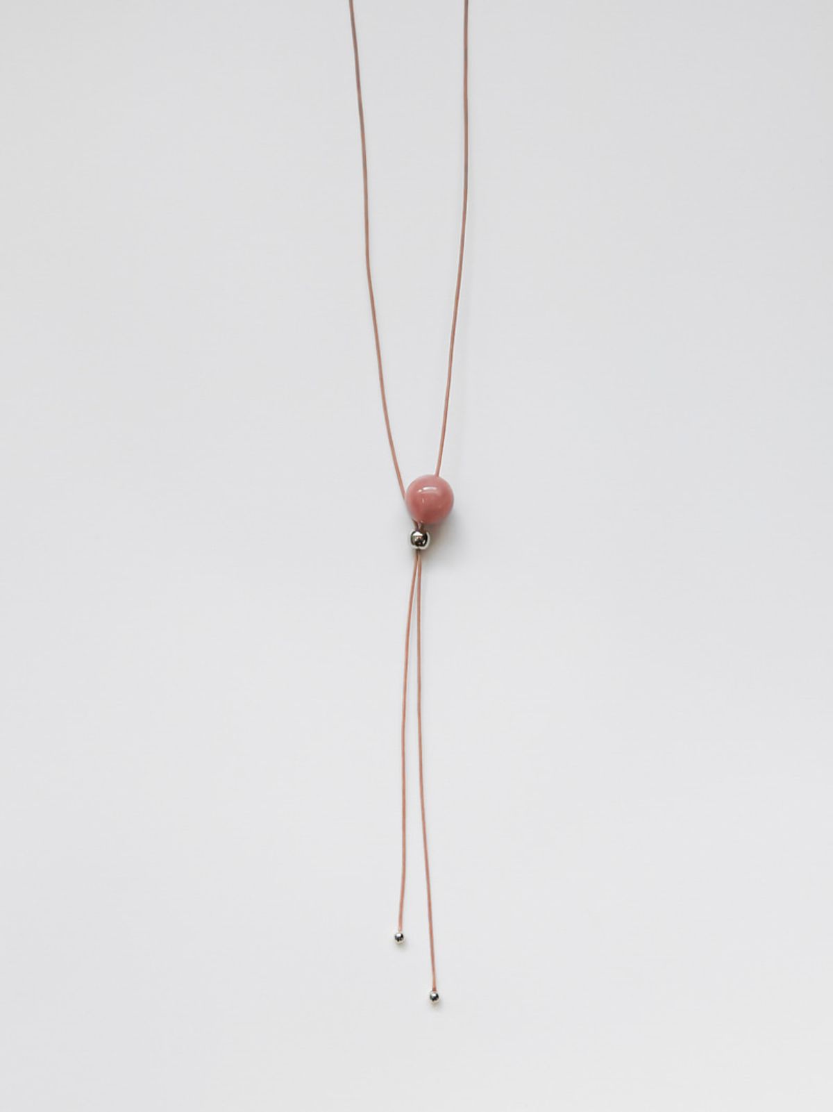 소수(SOSOO) Pink Opal Thin Rope Necklace