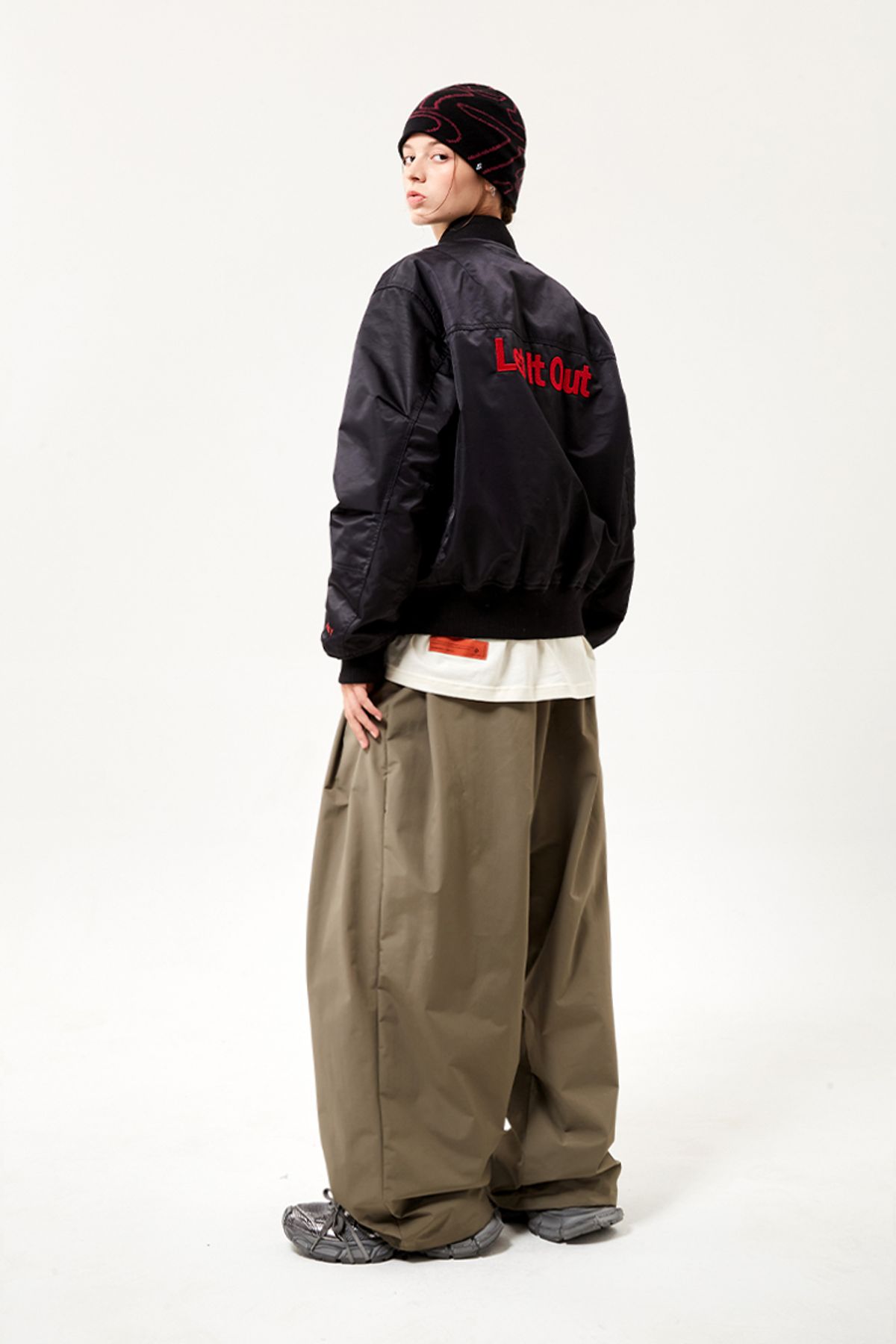 스페셜게스트(SPECIAL GUEST) EASY BURSTLINE BOMBER JACKET (Black)