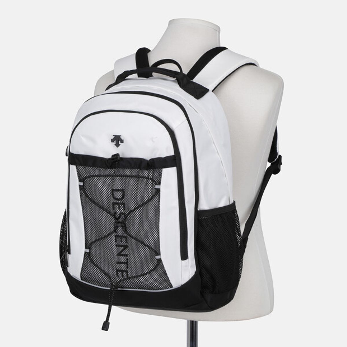 데상트(DESCENTE) 무브 미니 백팩 (23L 슈즈백 구성) 화이트 SR123UBP12