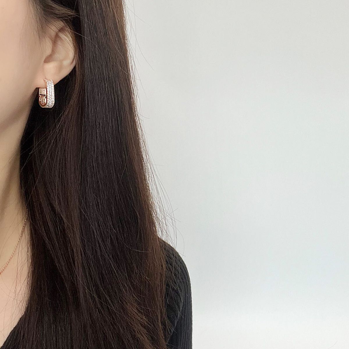 디유아모르(DIEUAMOUR) 14K 골드핀 미엘르 원터치 귀걸이