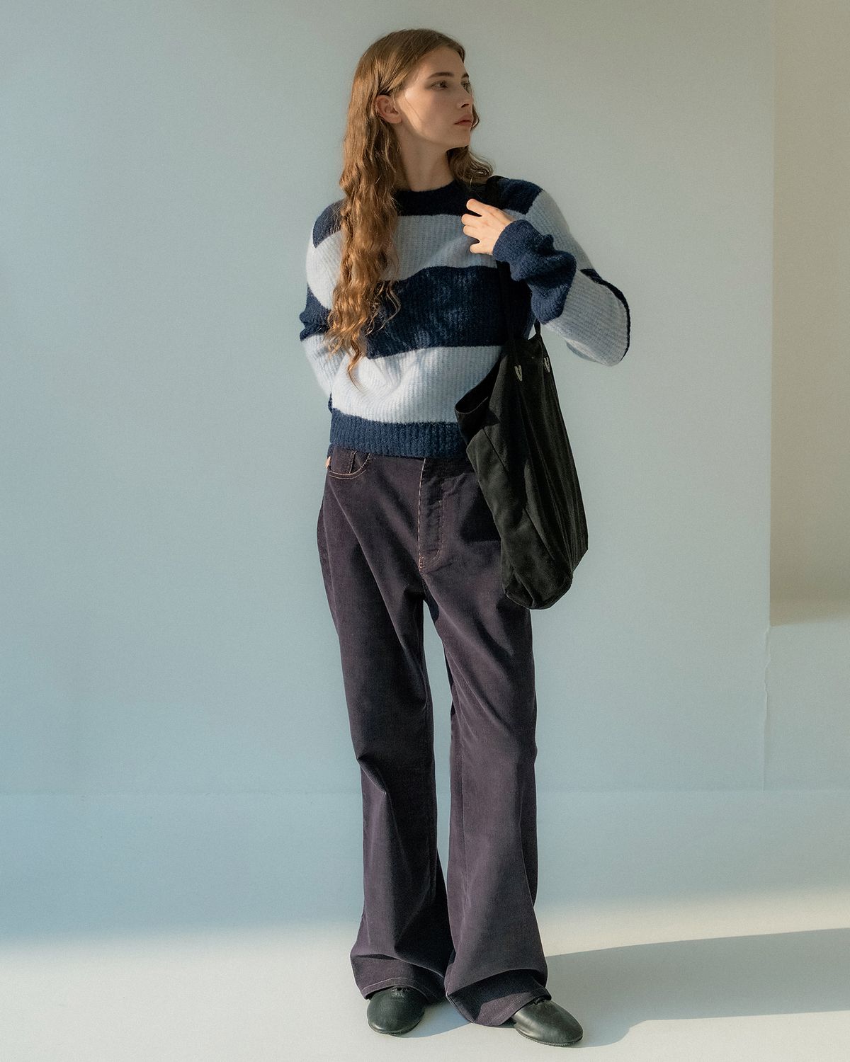포커페이스(POKERFACE) (W) BLOCK ROUND NECK KINT BLUE/NAVY