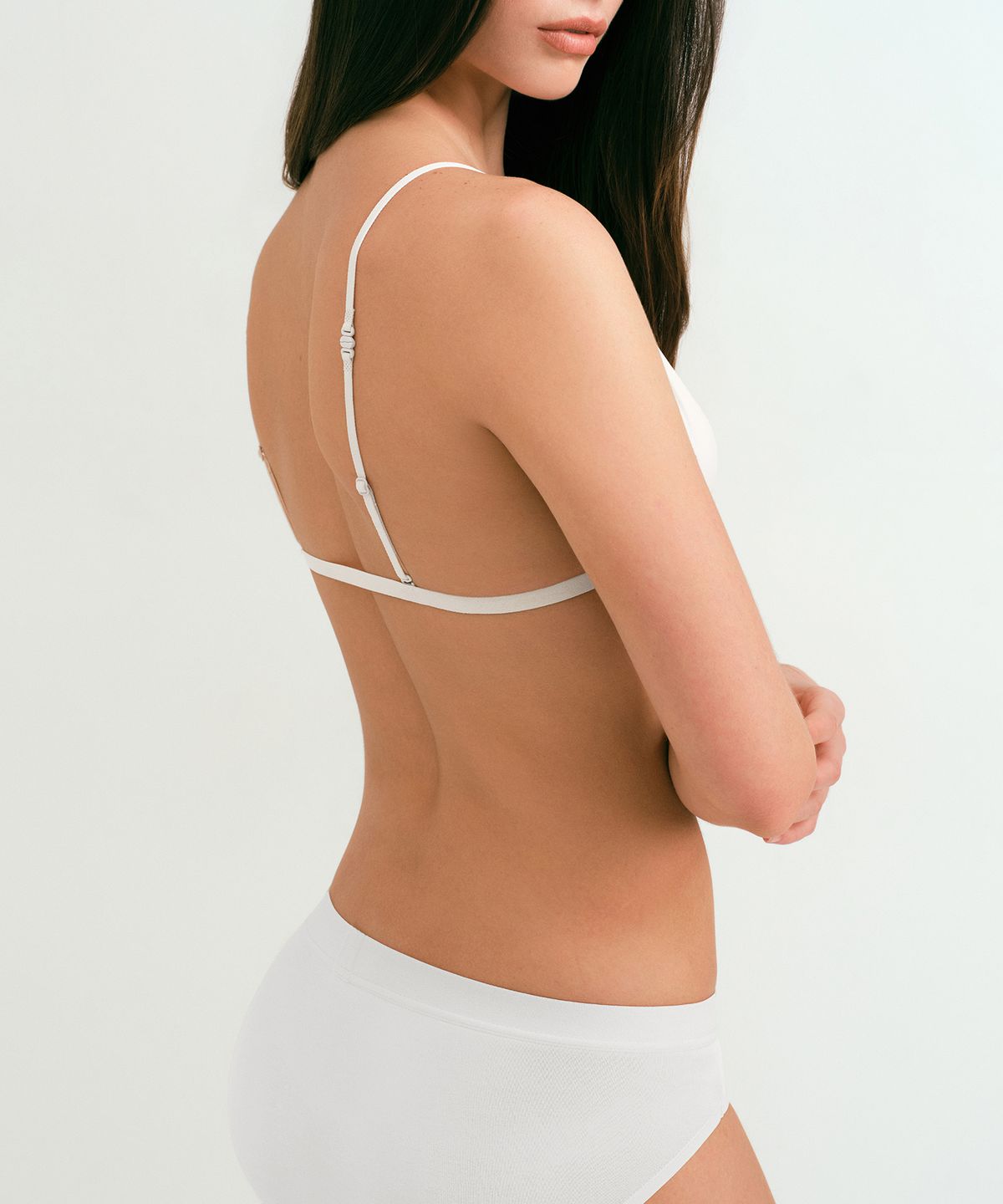 무신사 스탠다드 우먼(MUSINSA STANDARD WOMAN) 프론트 훅 미니멀 브라렛 [화이트]