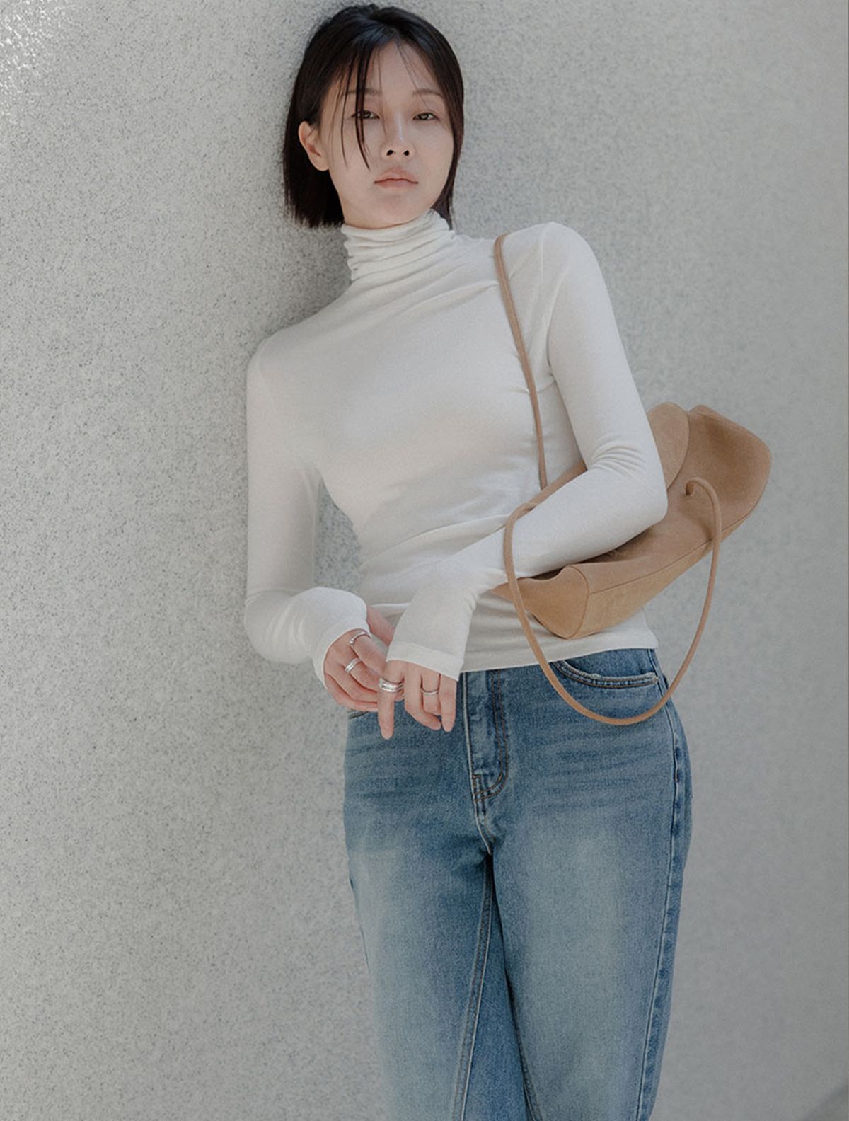 메무아(MEMUA) 슬리미 워머 하이넥 티셔츠(블랙)