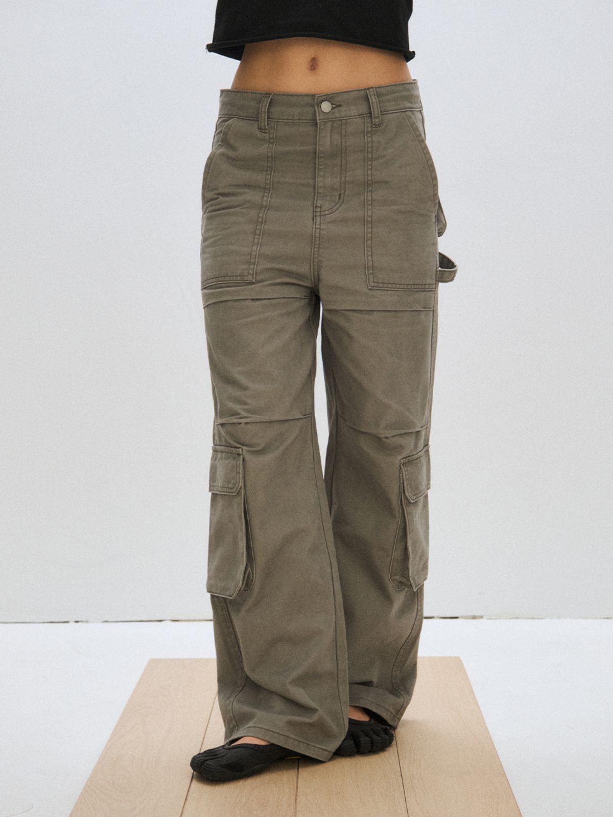 플리즈프로젝트(PLZPROJECT) CARPENTER PARACHUTE PANTS, KHAKI GRAY