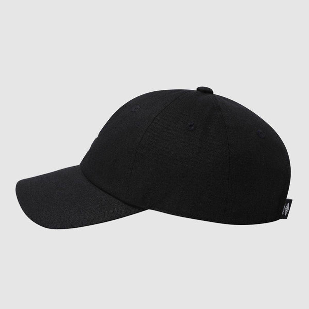 엄브로(UMBRO) 에센셜 면 볼캡 블랙 UR123CCP11