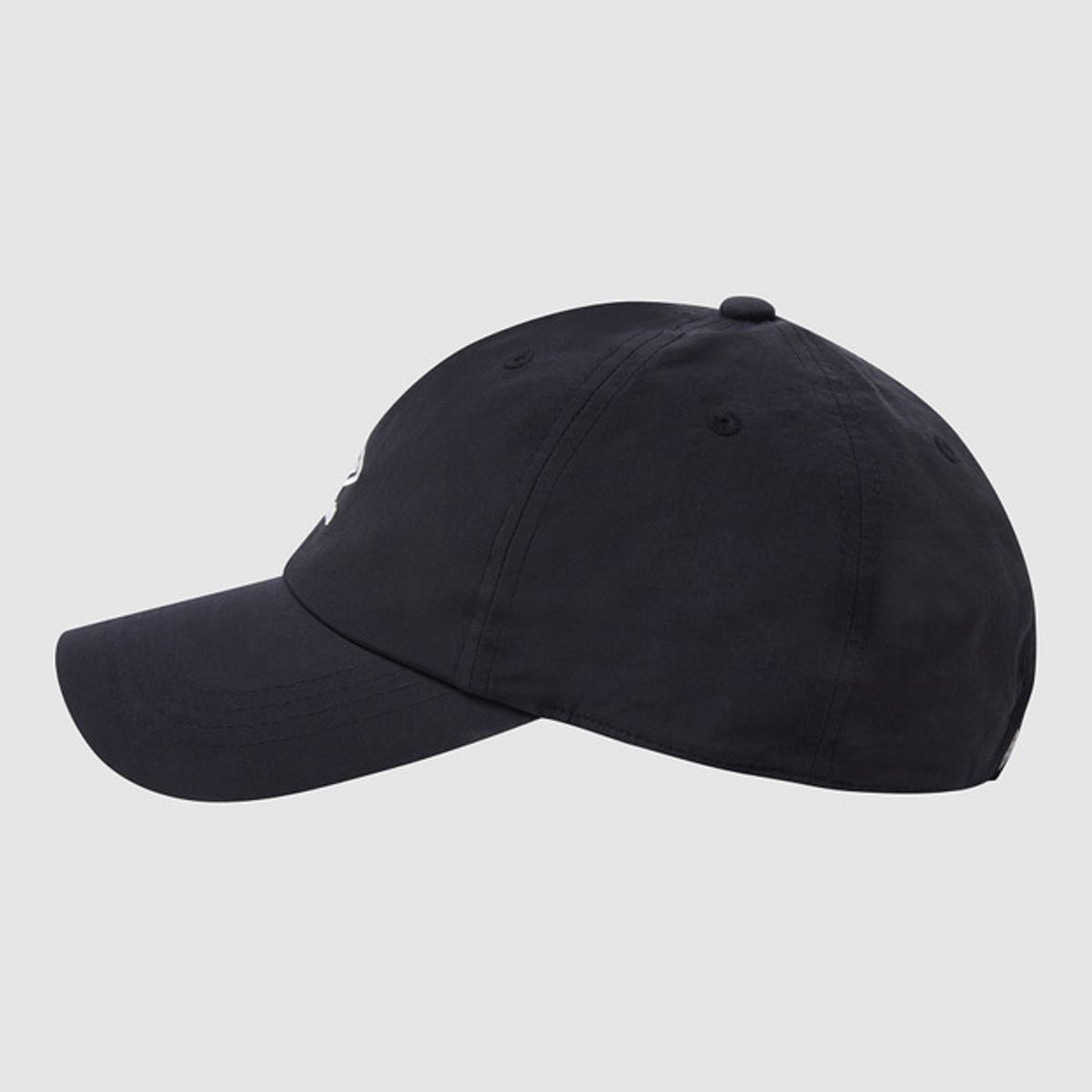 엄브로(UMBRO) 에센셜 클래식 볼캡 블랙 UR123CCP12