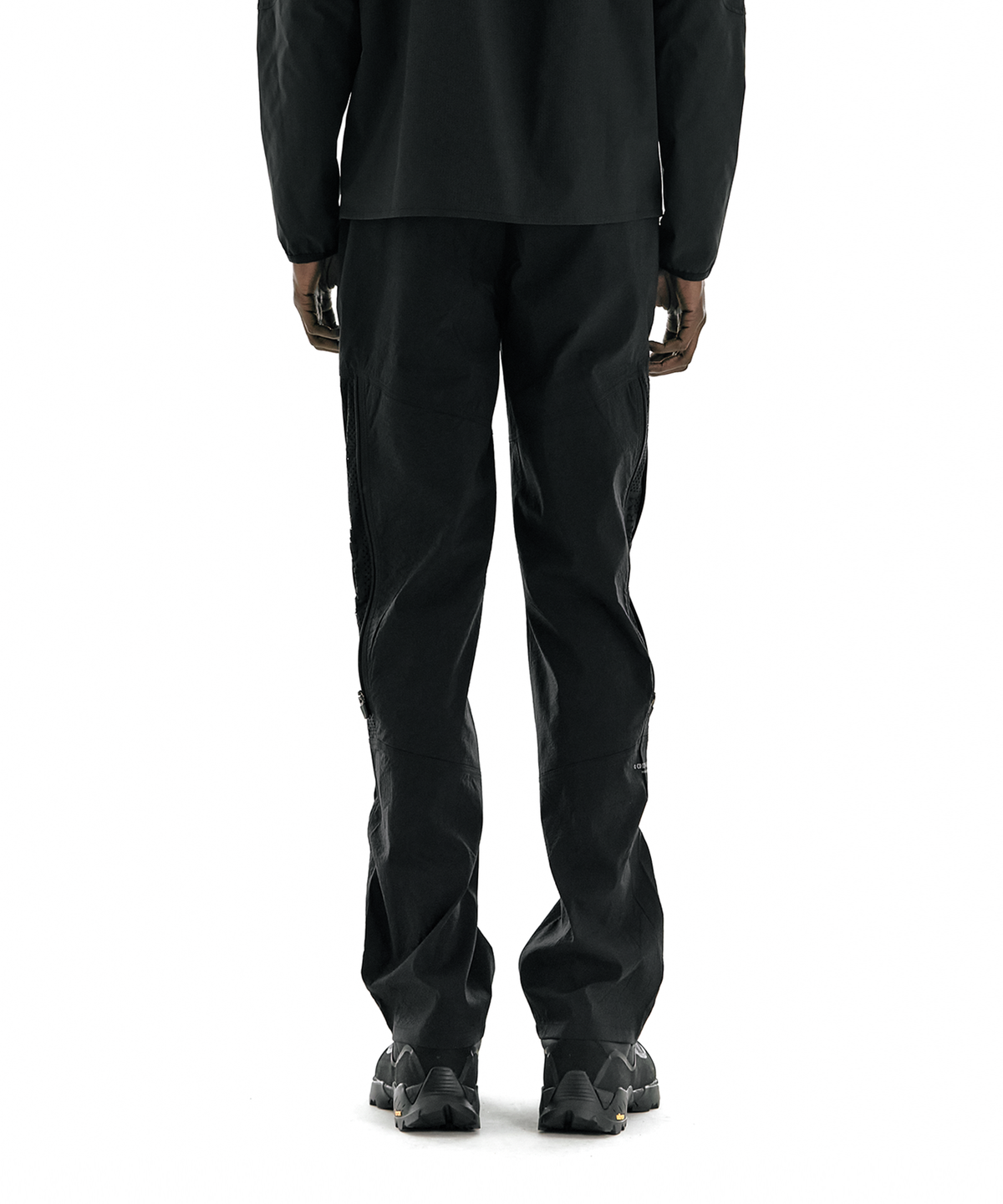 콜드웜(COLDWARM) Zip Vent Trousers (Black)