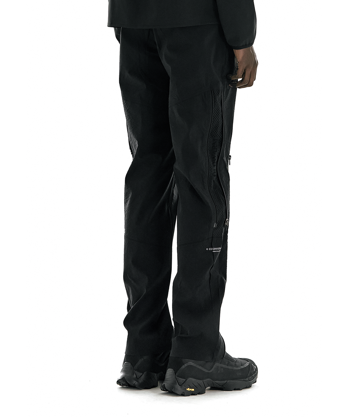 콜드웜(COLDWARM) Zip Vent Trousers (Black)