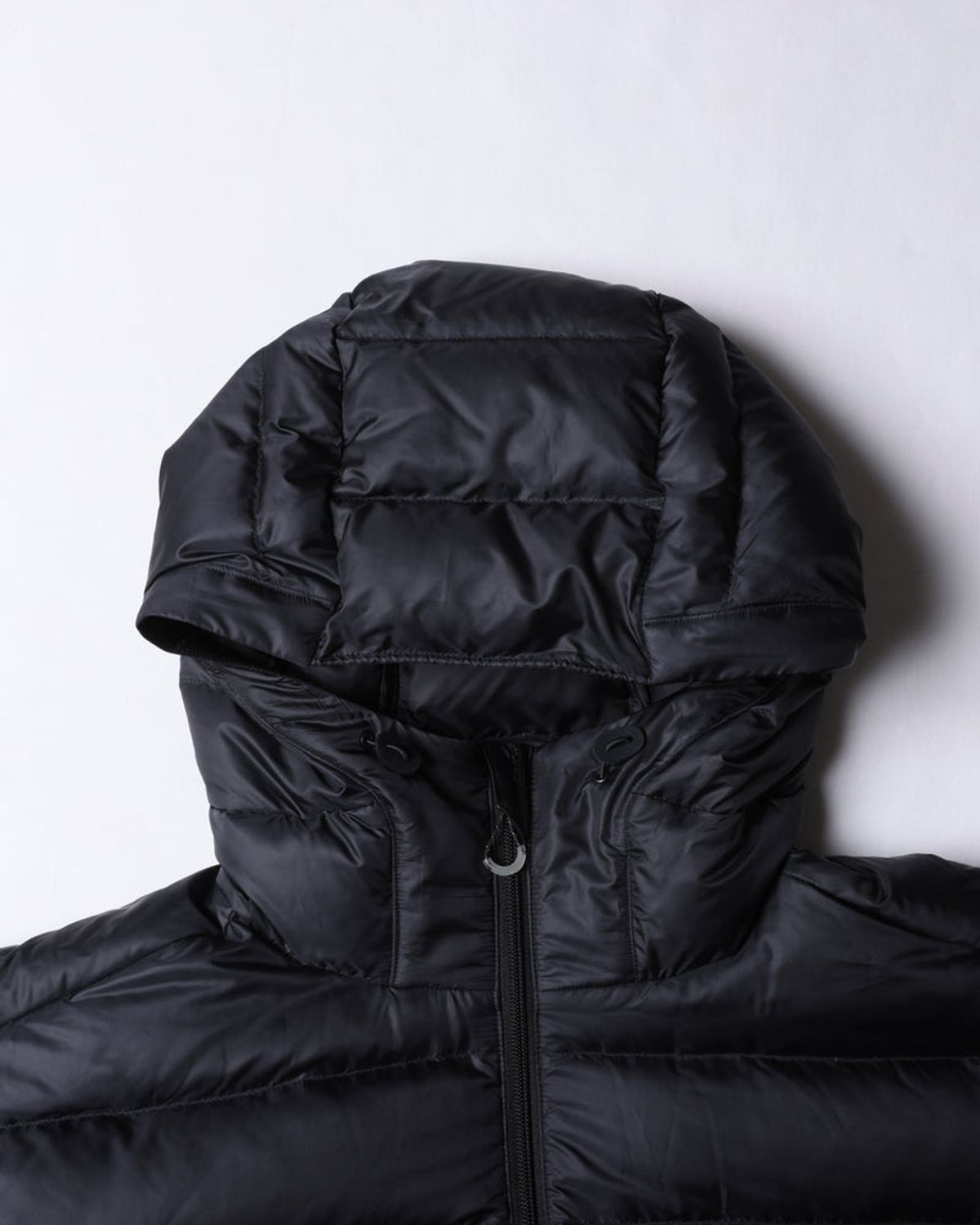 찬스클로딩(CHANCE CLOTHING) DOWN HALF ZIP HOODIE - BLACK