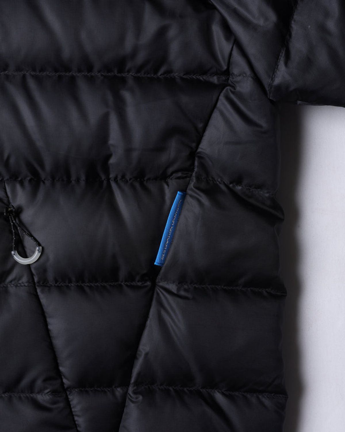 찬스클로딩(CHANCE CLOTHING) DOWN HALF ZIP HOODIE - BLACK
