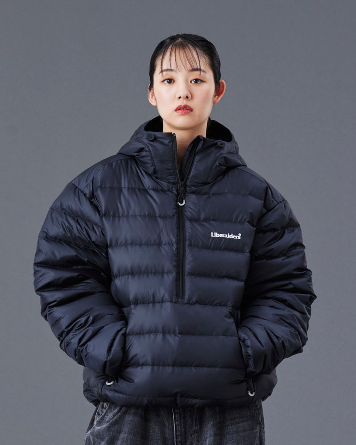 찬스클로딩(CHANCE CLOTHING) DOWN HALF ZIP HOODIE - BLACK