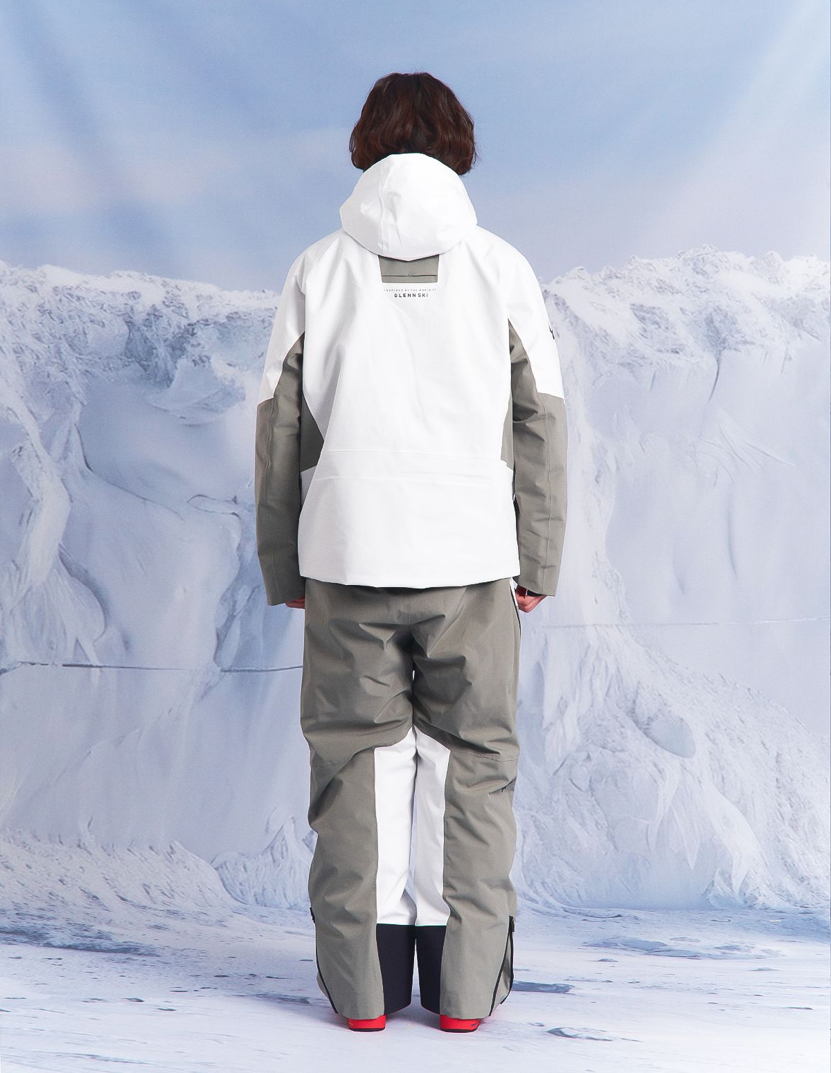 글렌스키(GLENNSKI) 26 TP Q Set - White