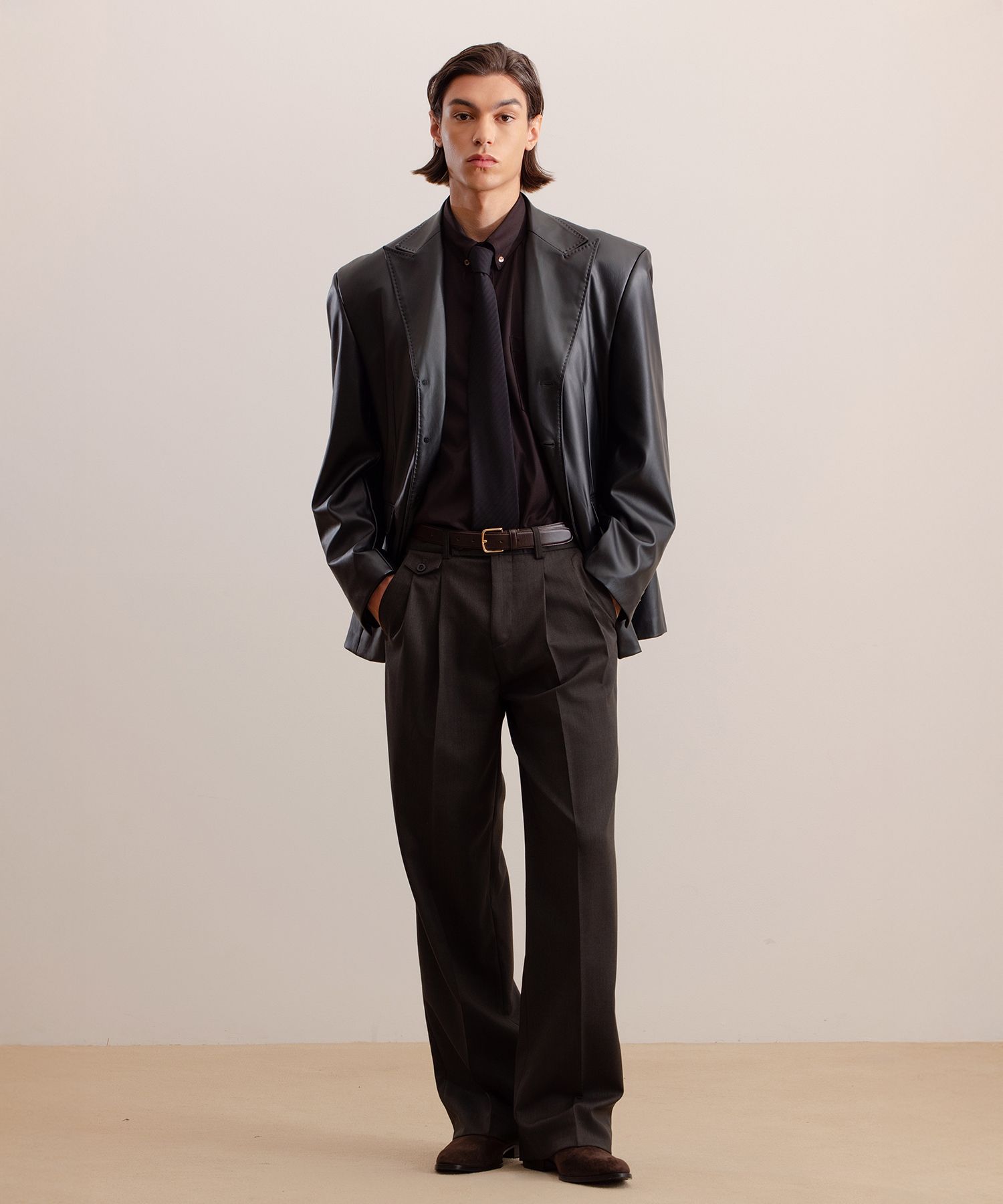 MUSINSA公式 | VEIYD フォウ レザー ピークドラペル テーラード