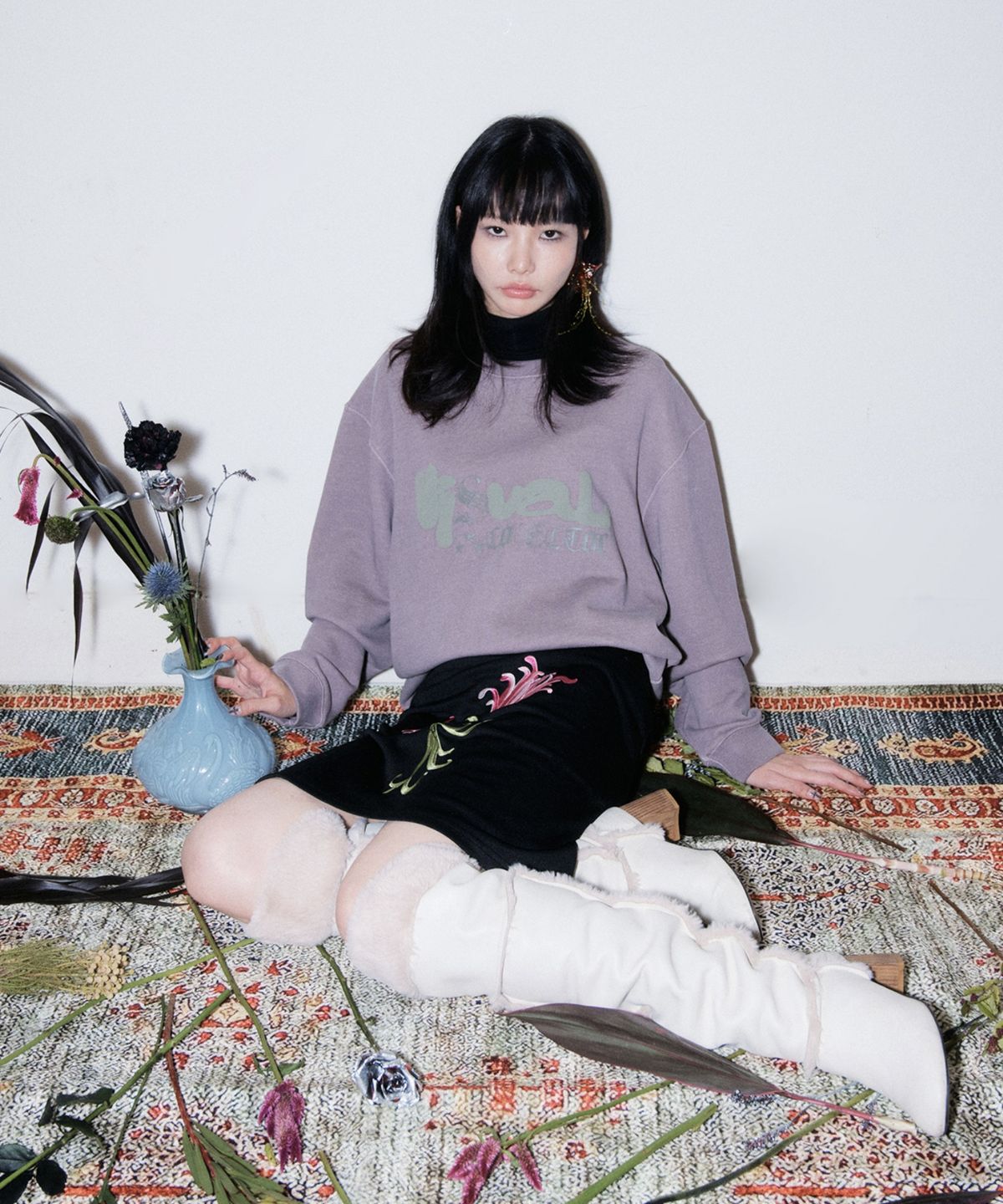 비주얼 컬렉터(VISUAL COLLECTOR) 피그먼트 아트워크 스웻셔츠 [빈티지 핑크]
