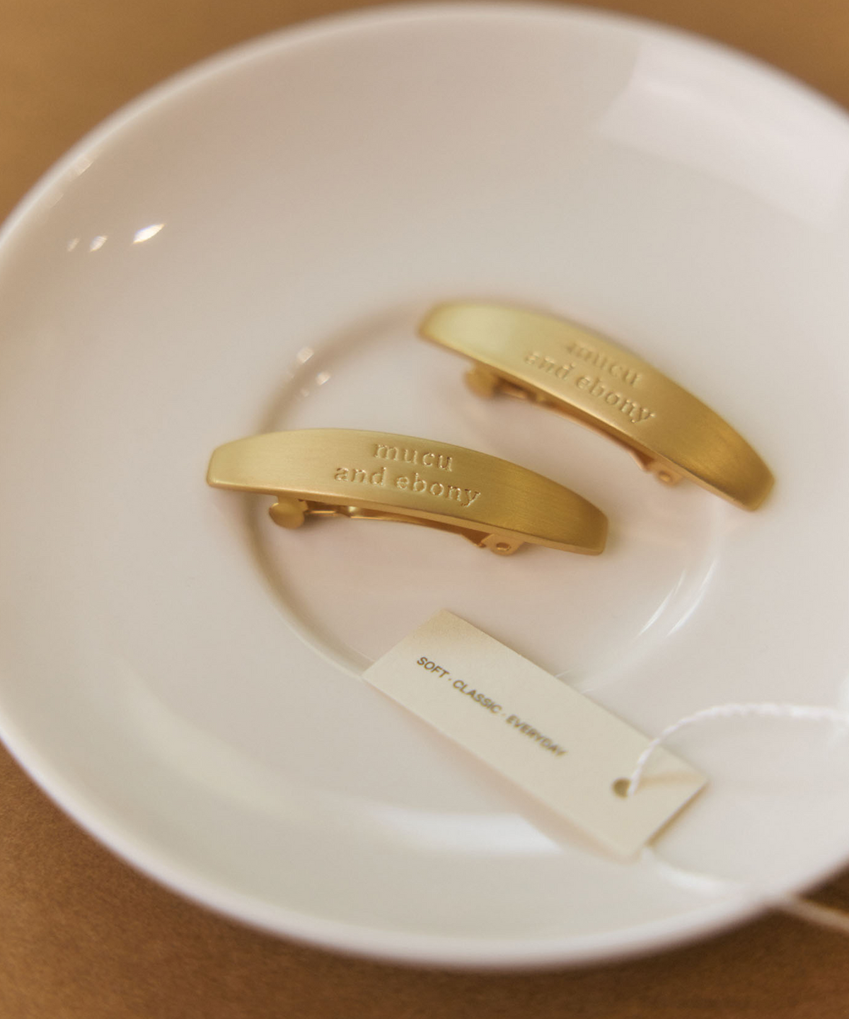 무쿠앤에보니(MUCU AND EBONY) [선물포장] Classic Logo Hair Pin (2ea) _ Gold
