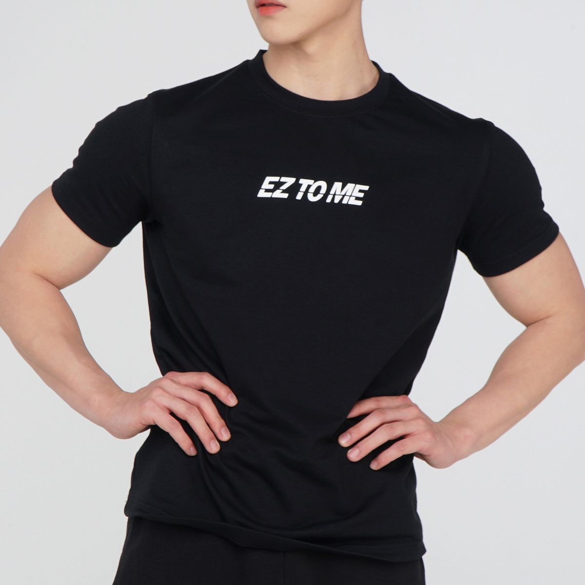 이지투미(EZTOME) 데일리 쿨에버 머슬핏 반팔