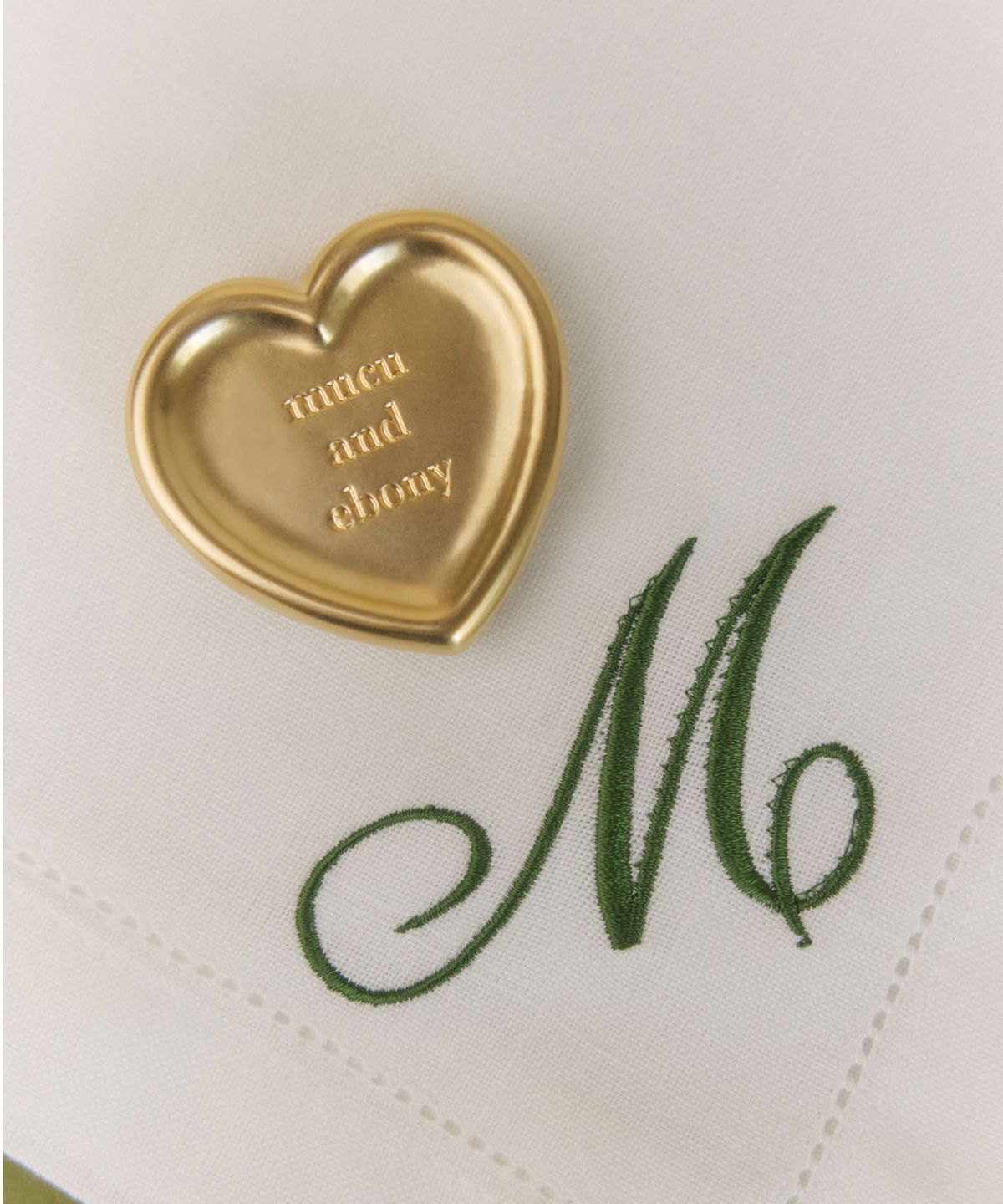 무쿠앤에보니(MUCU AND EBONY) [선물포장]Logo Heart Tok _ Gold