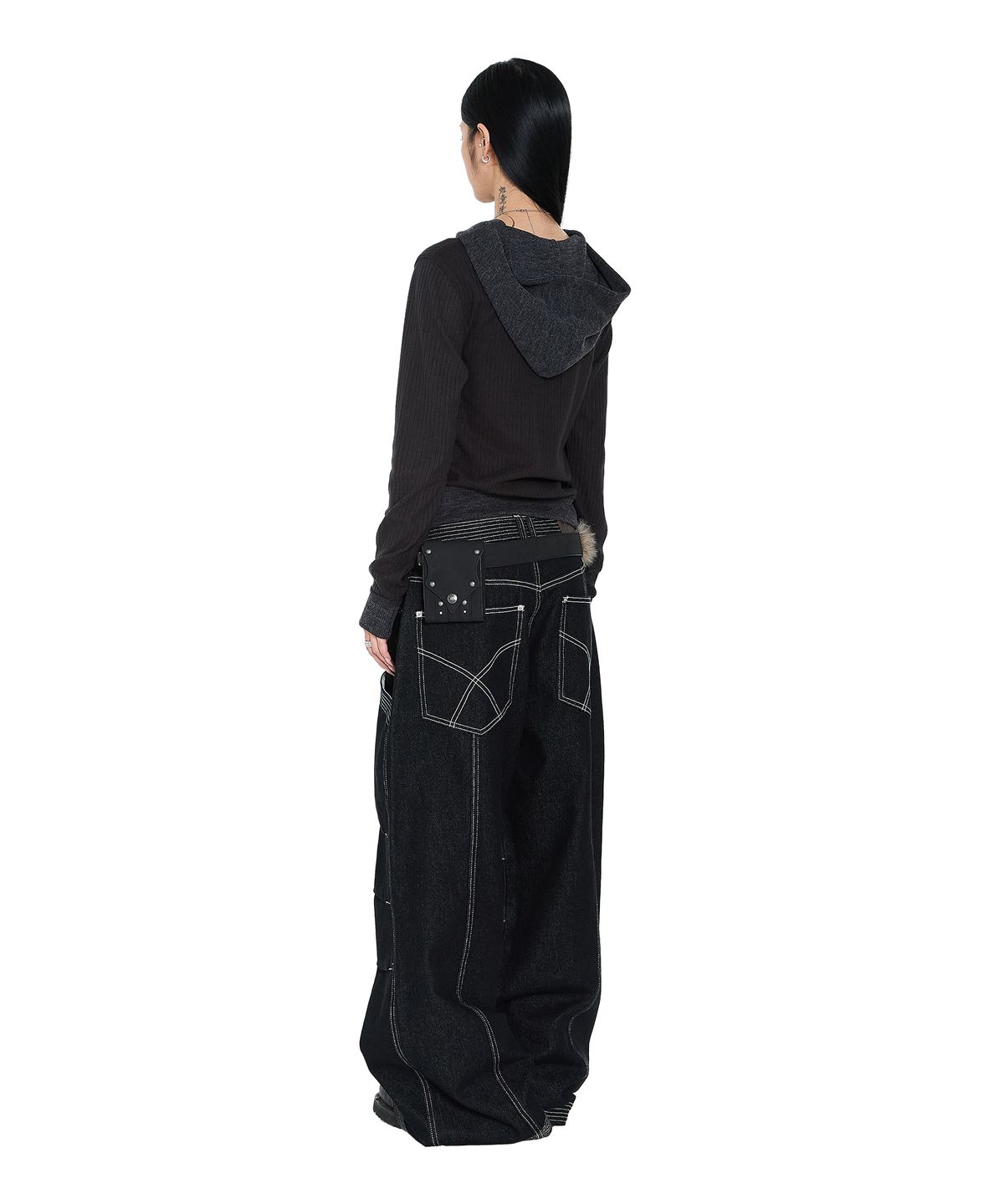 아캄(AAKAM) CROS2 Contrast Button Hoodie (Black)