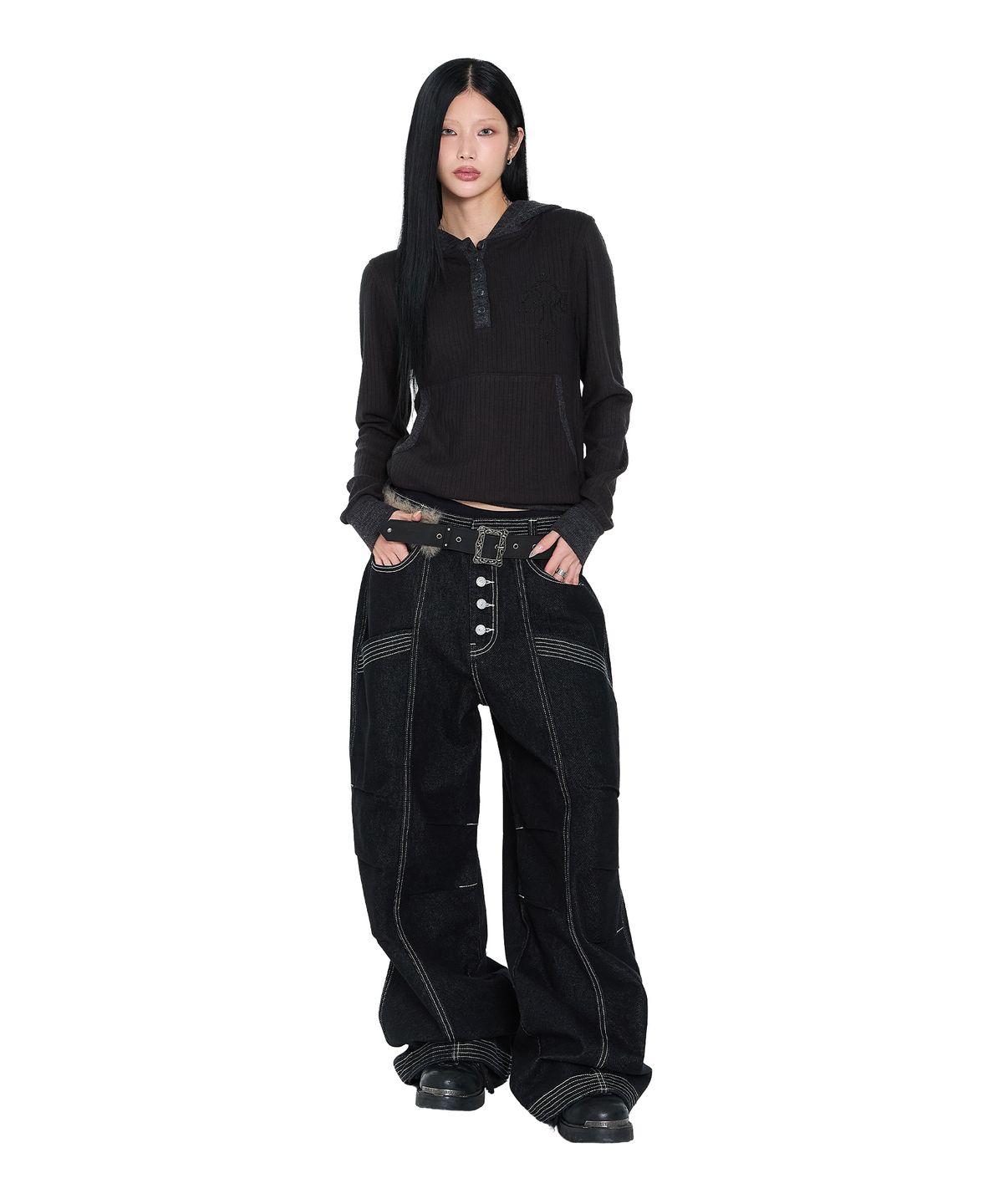 아캄(AAKAM) CROS2 Contrast Button Hoodie (Black)