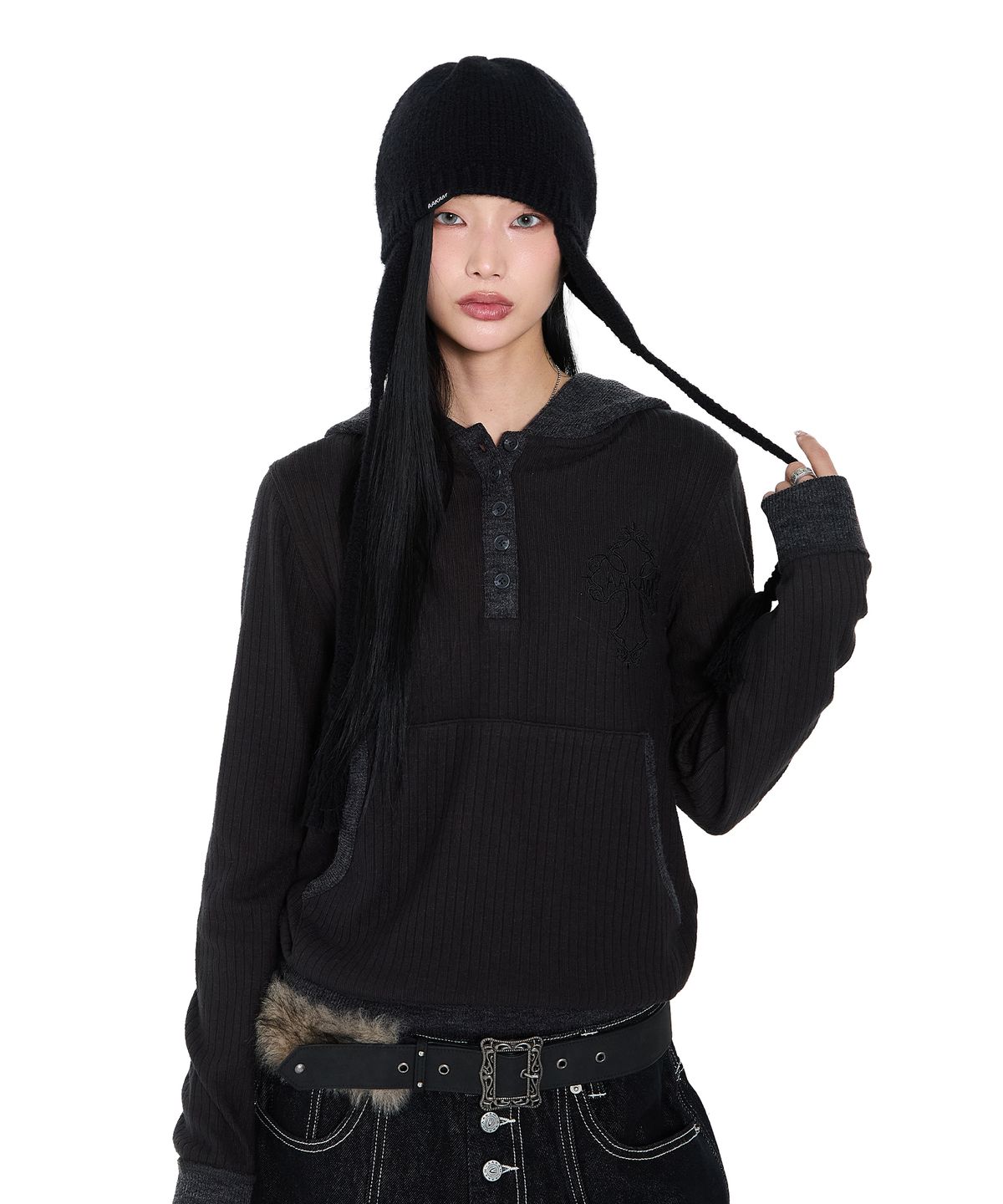 아캄(AAKAM) CROS2 Contrast Button Hoodie (Black)