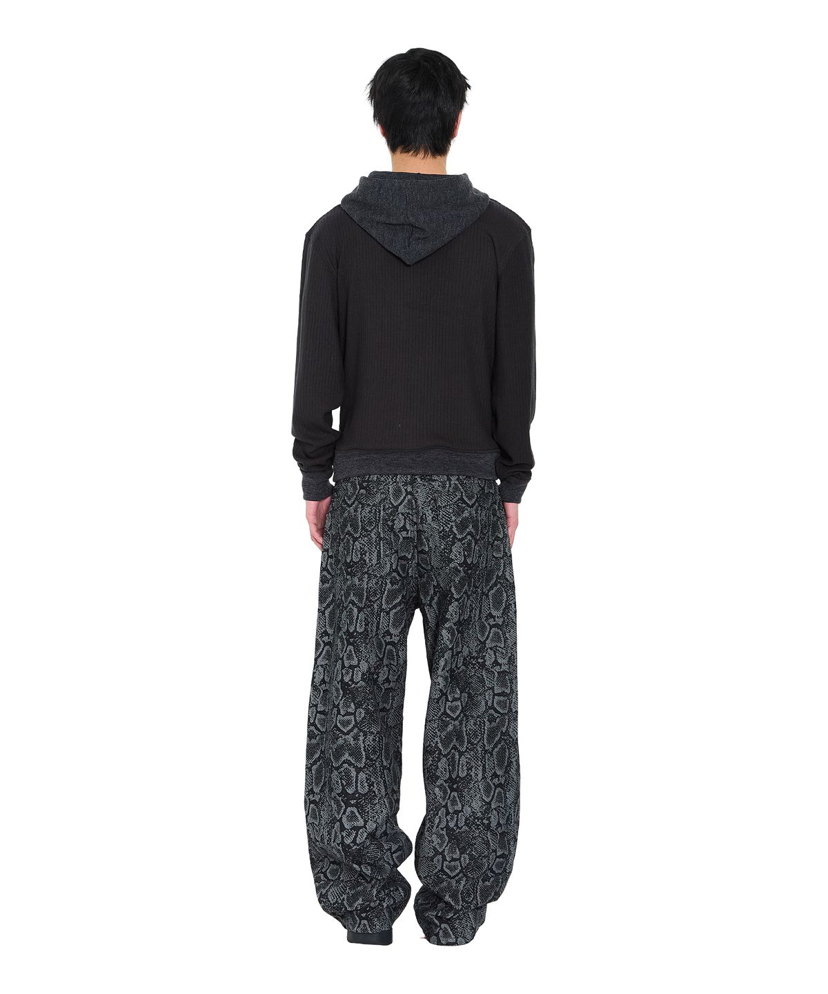 아캄(AAKAM) CROS2 Contrast Button Hoodie (Black)