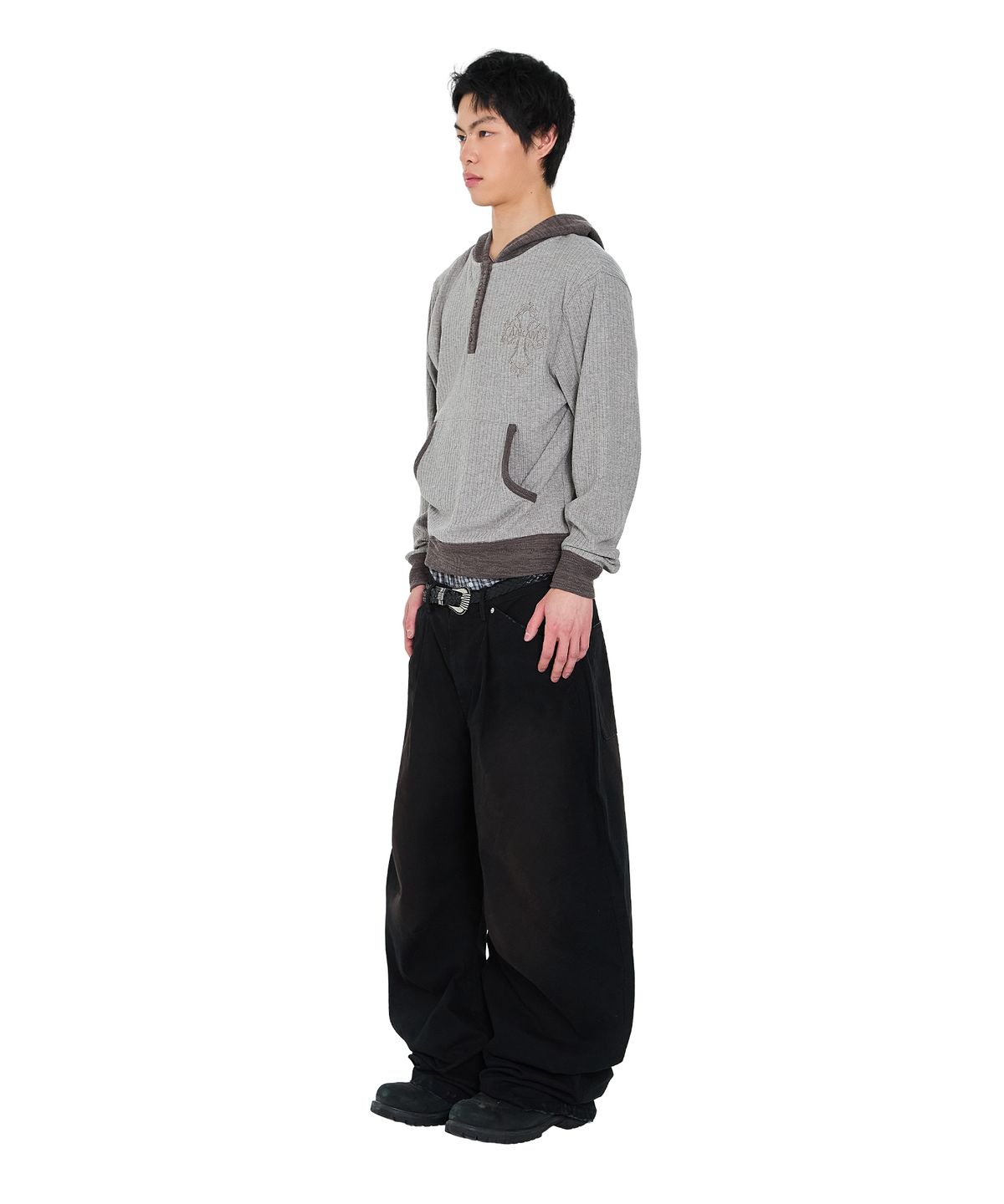 아캄(AAKAM) CROS2 Contrast Button Hoodie (Gray)