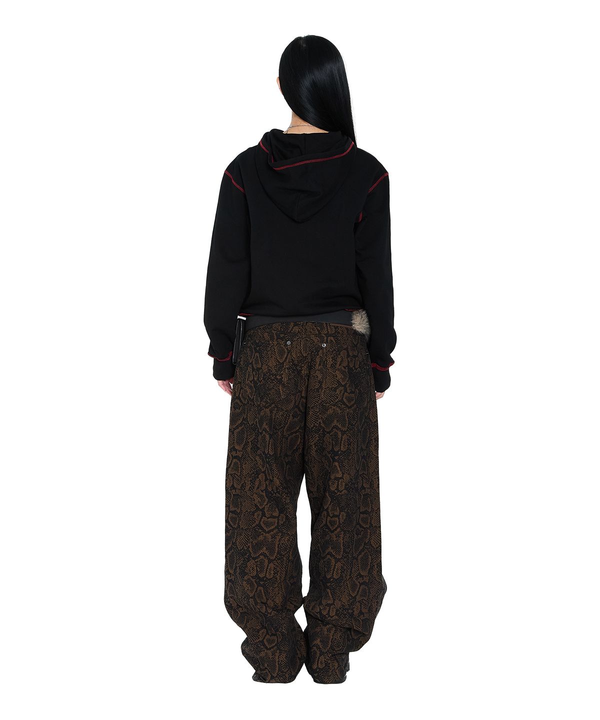 아캄(AAKAM) Python Patterned Denim Pants (Brown)
