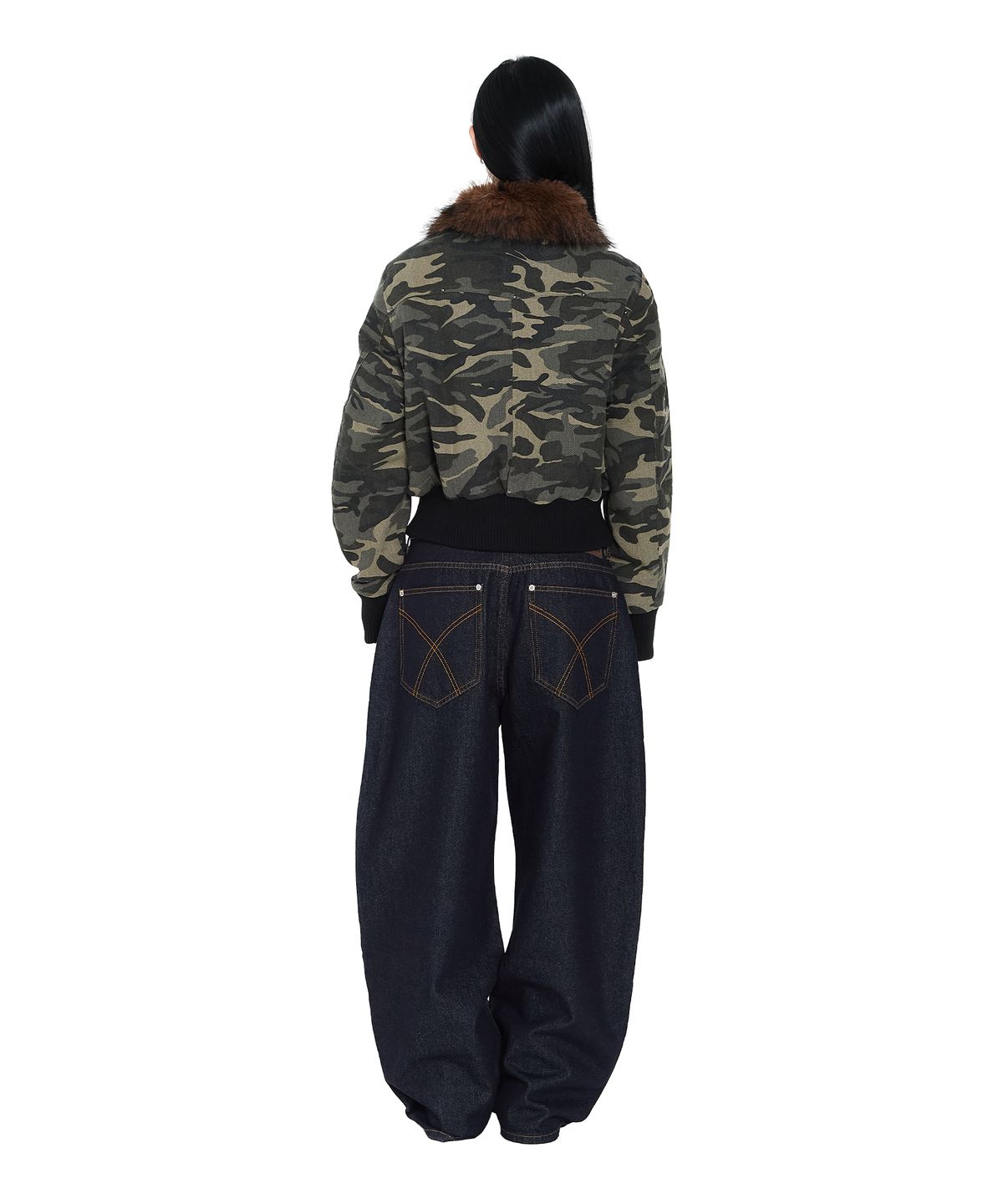아캄(AAKAM) Double Knee Lettering Denim Pants (Blue)