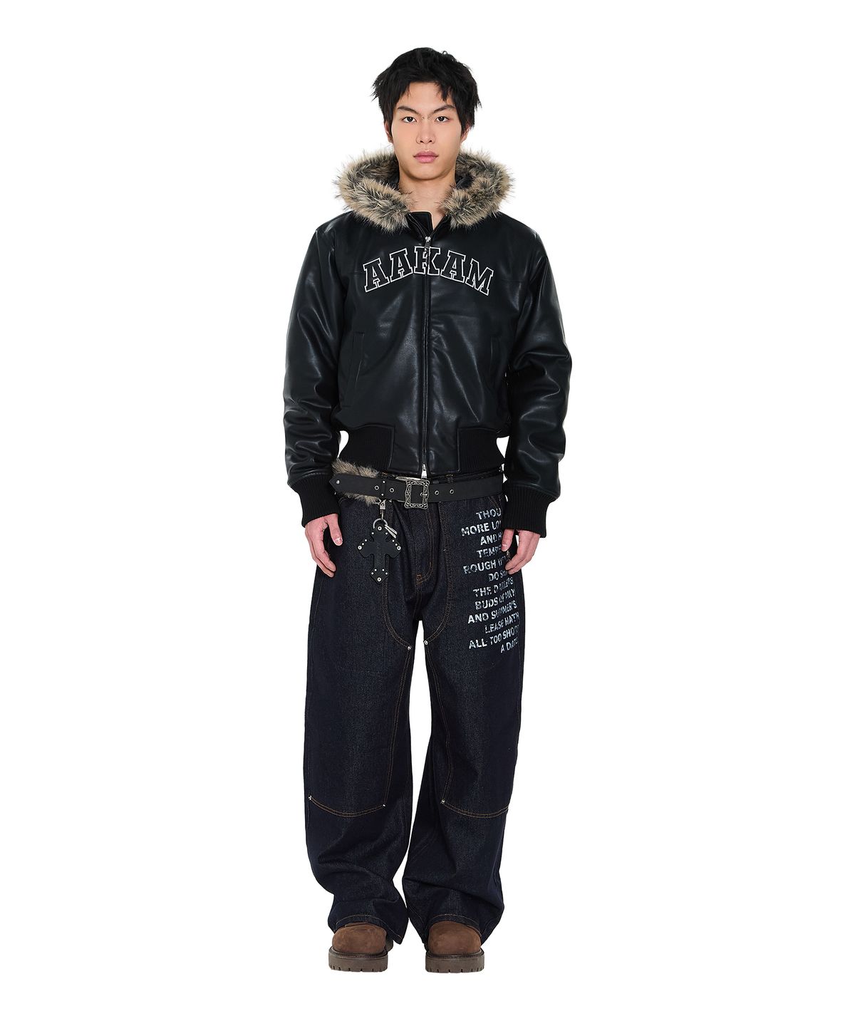 아캄(AAKAM) Double Knee Lettering Denim Pants (Blue)