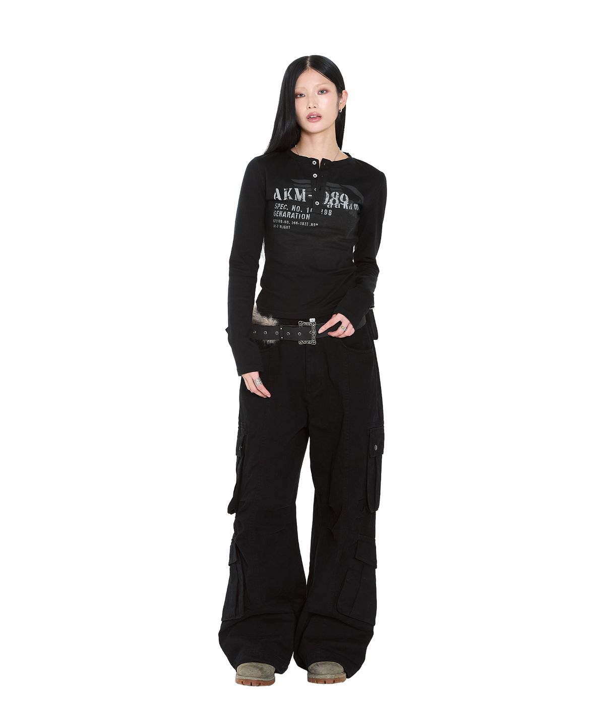아캄(AAKAM) Knee Pin-Tuck Double Pocket Cargo Pants (Black)