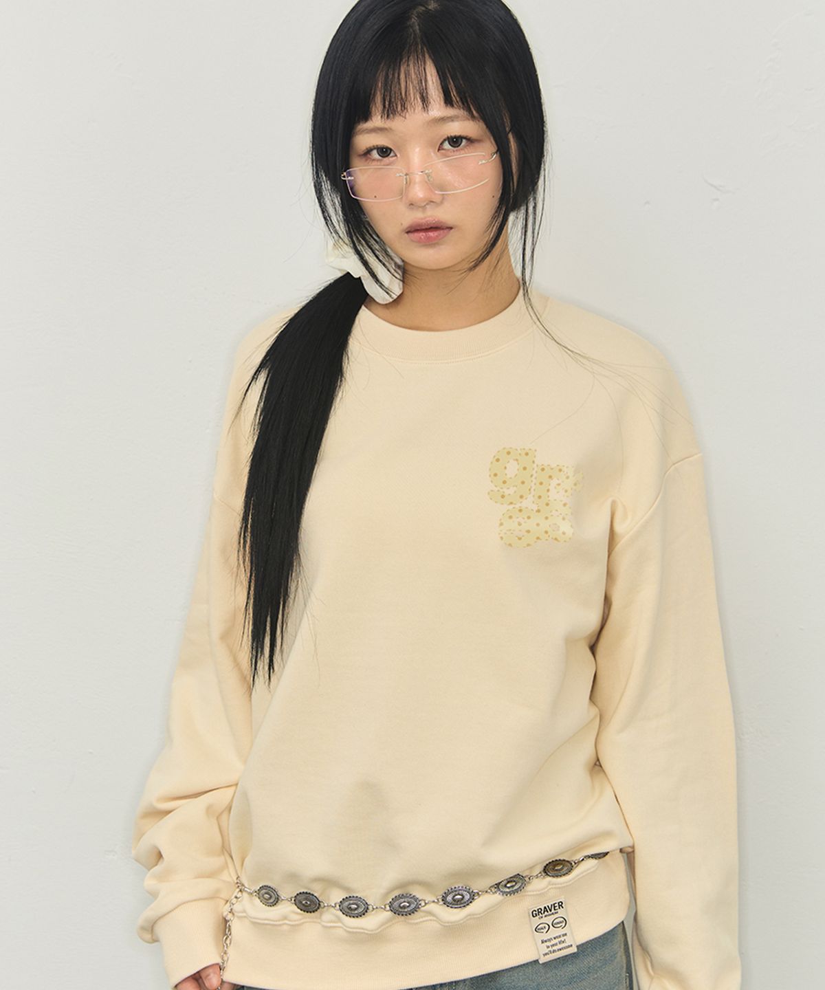 그레이버(GRAVER) [UNISEX]스몰 GRAE-S DOT 맨투맨_크림