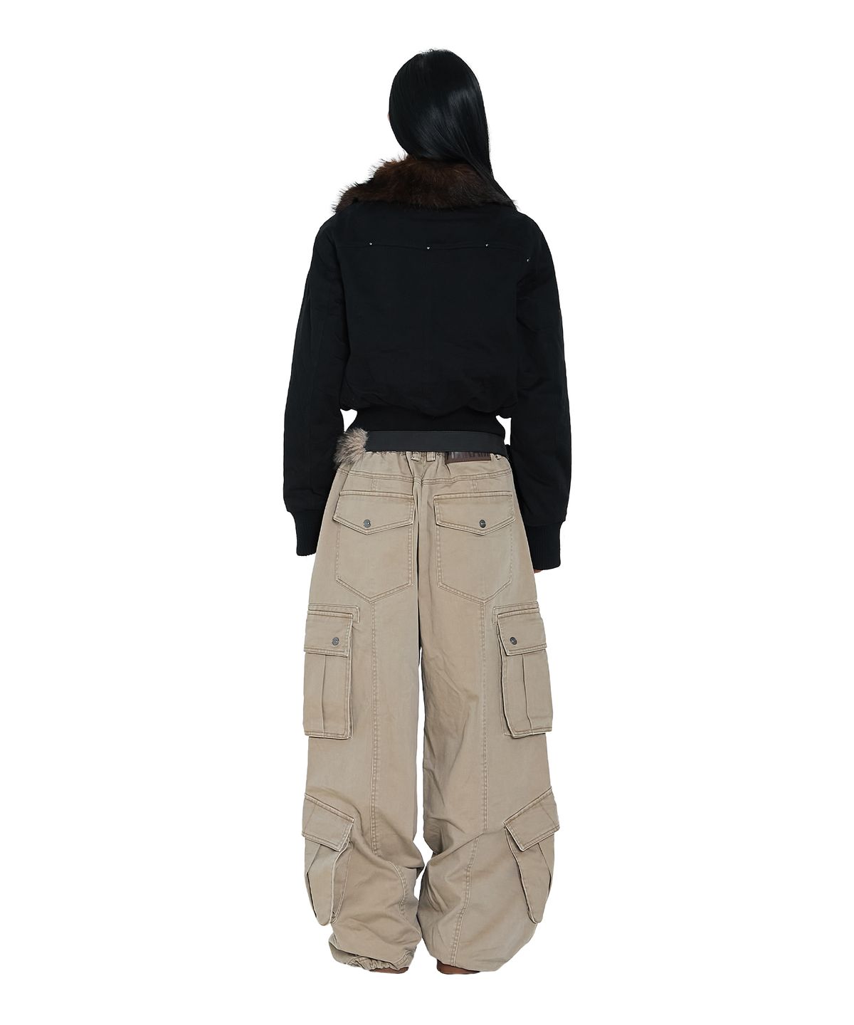 아캄(AAKAM) Knee Pin-Tuck Double Pocket Cargo Pants (Beige)