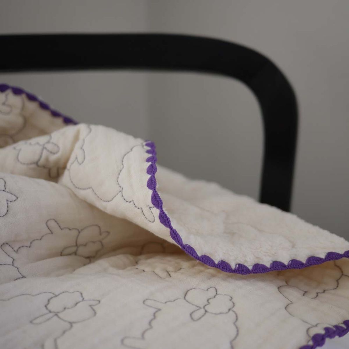 봄봄패브릭스(BOMBOM FABRICS) Gauze & Fleece  sheep winter blanket