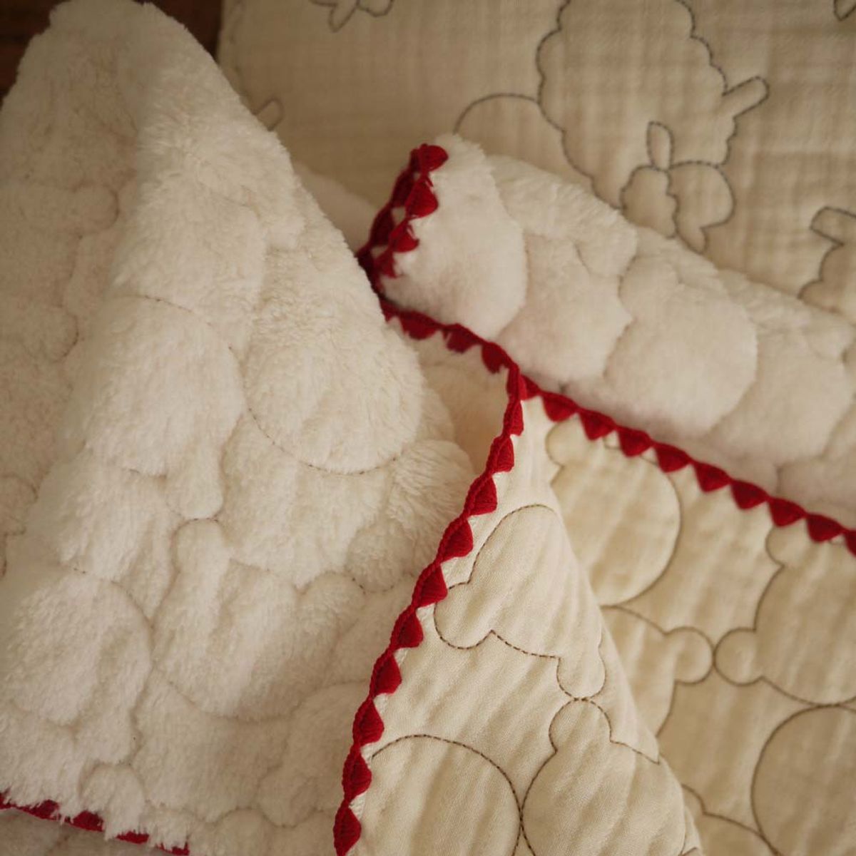 봄봄패브릭스(BOMBOM FABRICS) Gauze & Fleece Bear winter blanket