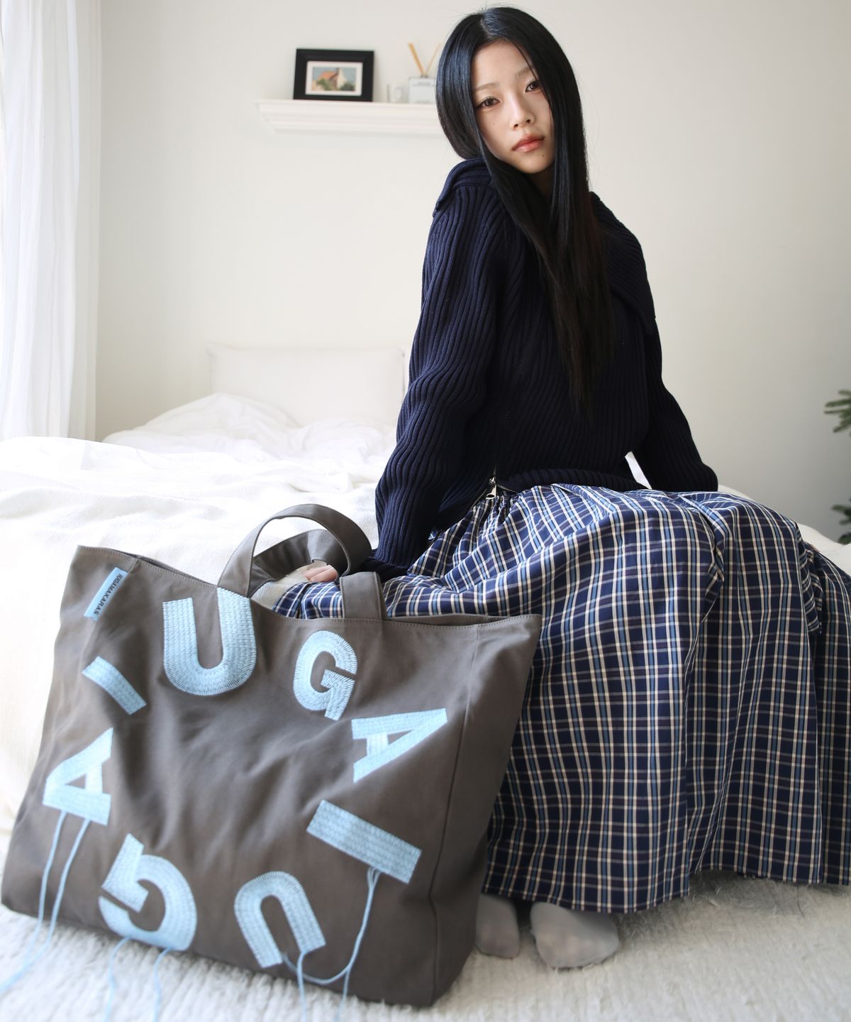 이우가마카라스(IUGAMAKARAS) IUGA Big Shopper Bag (Charcoal)
