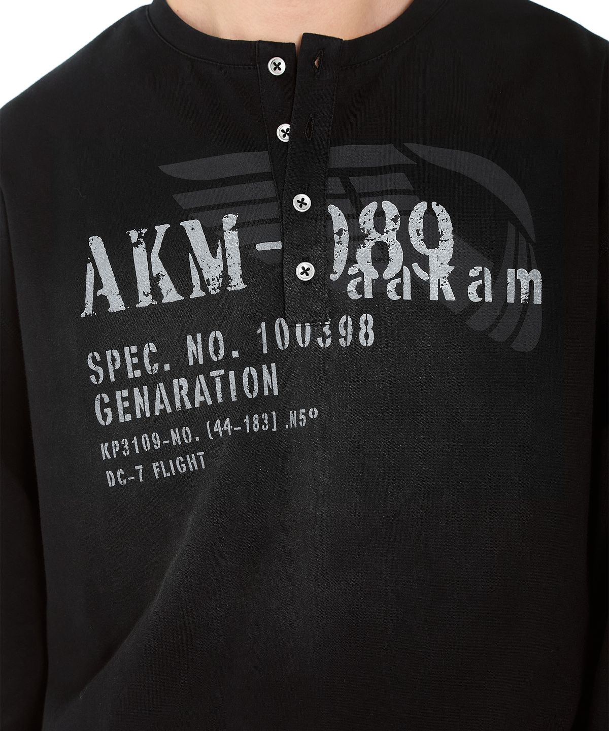 아캄(AAKAM) Button Lettering Long Sleeve (Black)
