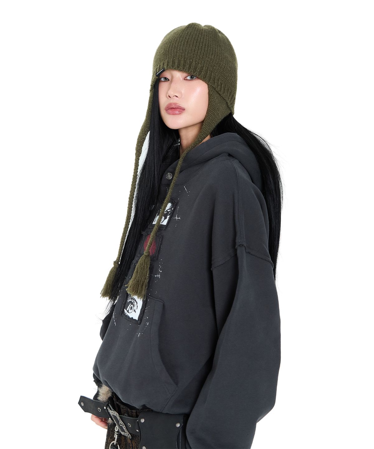 아캄(AAKAM) Buttoned Patch Hoodie (Black)