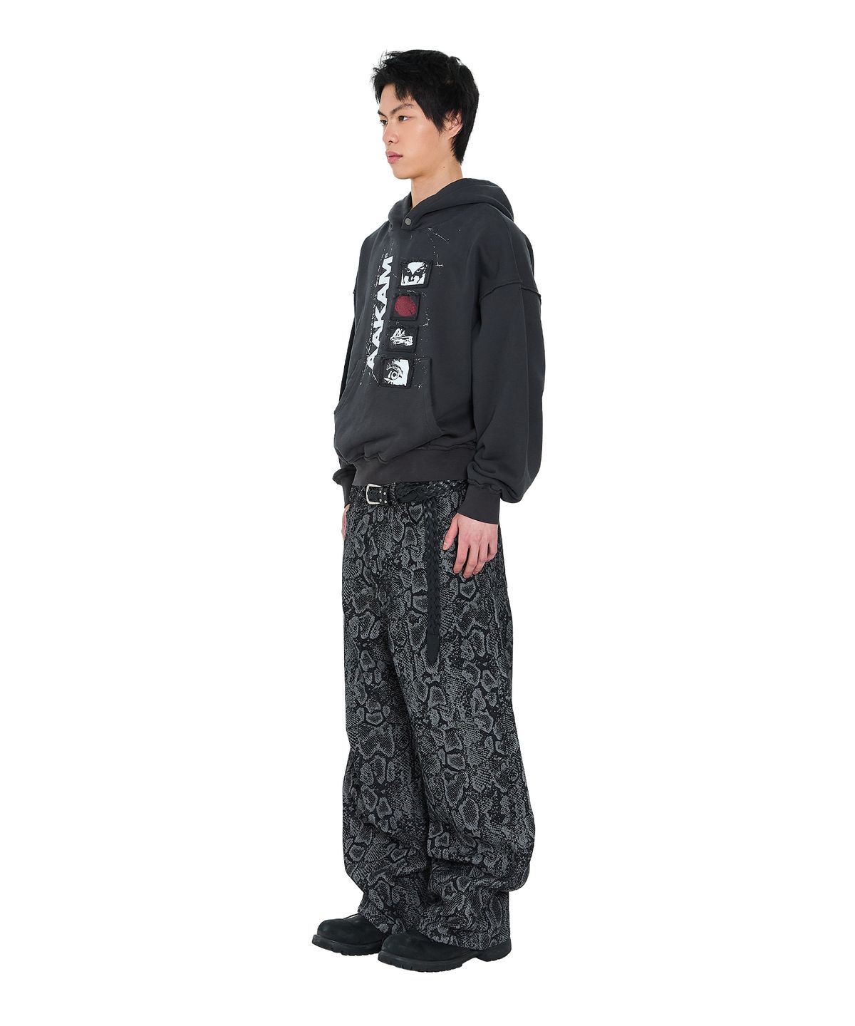 아캄(AAKAM) Buttoned Patch Hoodie (Black)