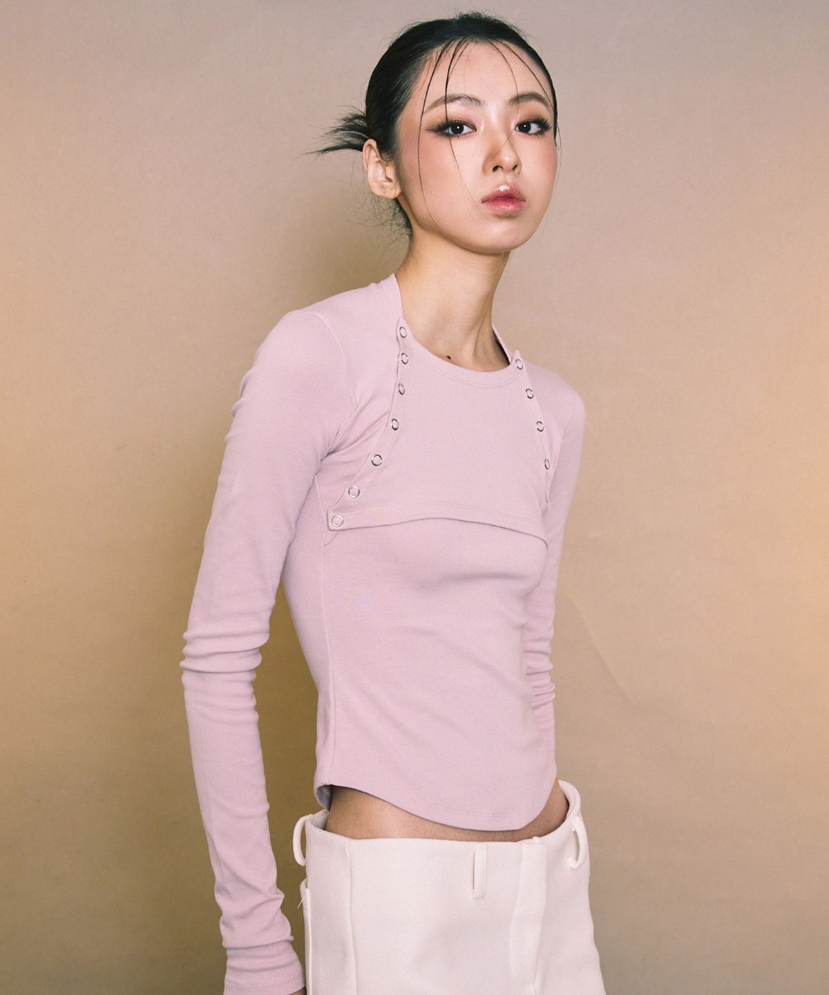 에이알유(A.R.U) DUAL SNAP TOP