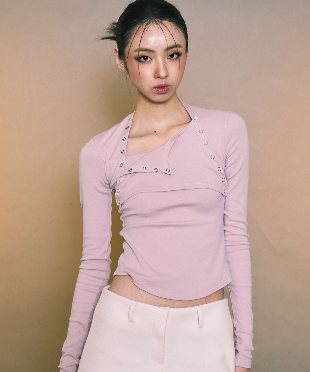 에이알유(A.R.U) DUAL SNAP TOP