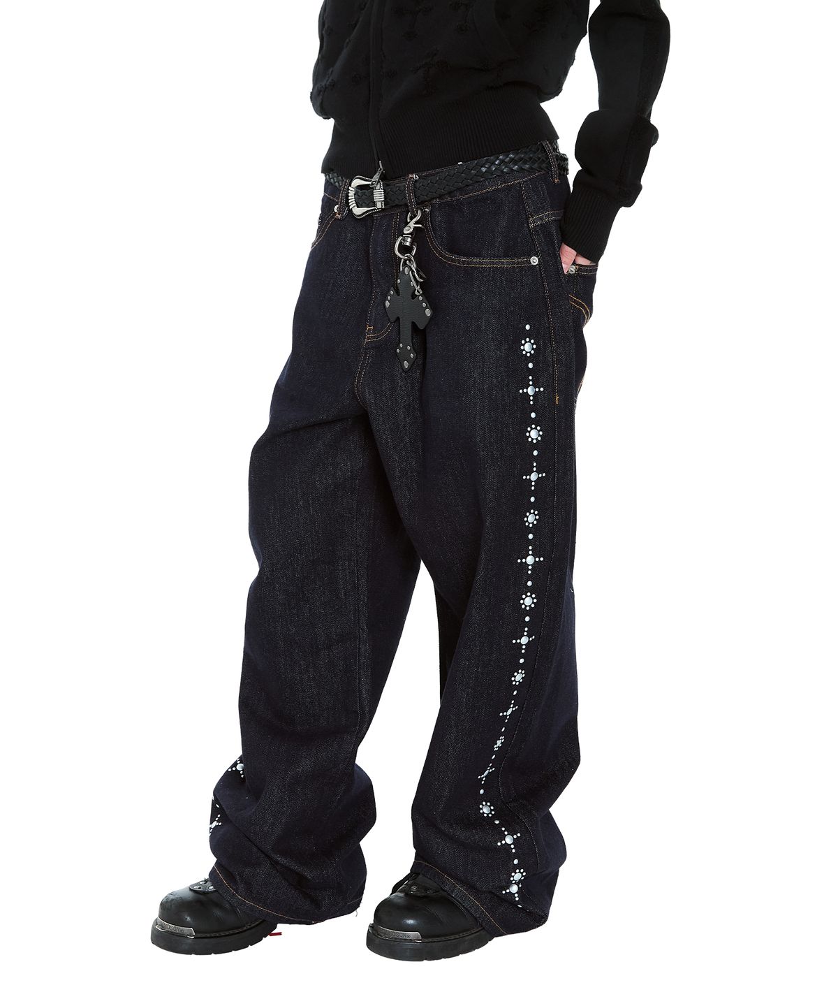 아캄(AAKAM) Side Rhinestone Denim Pants (Dark Blue)