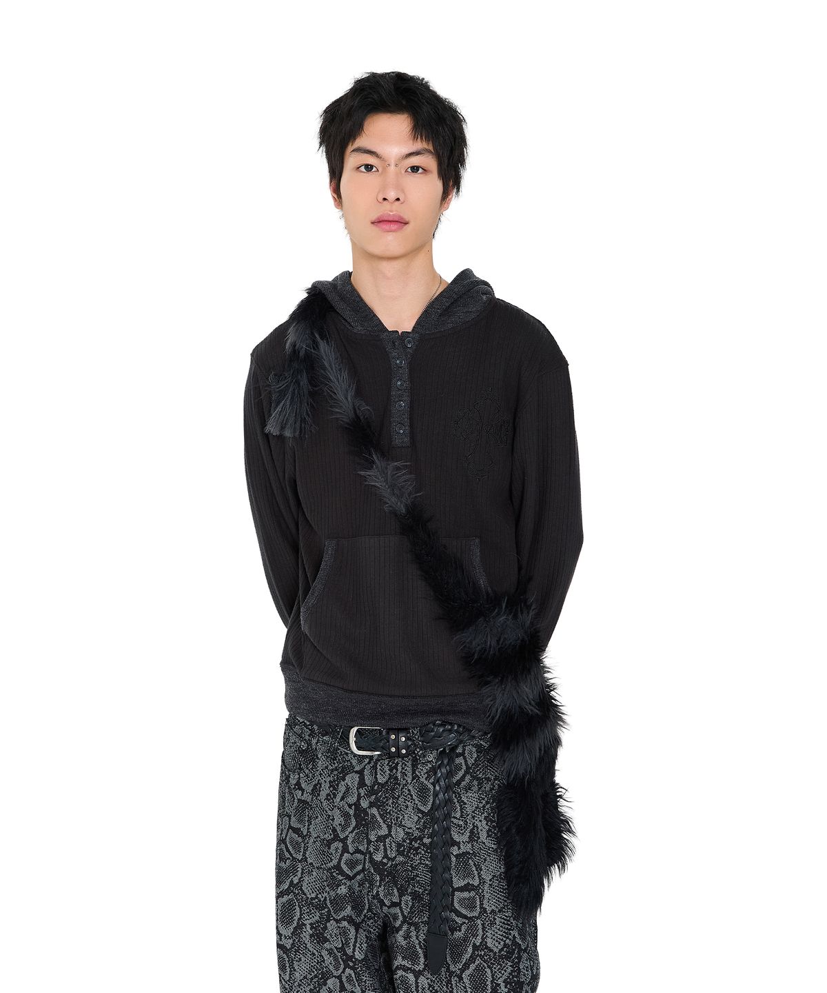 아캄(AAKAM) Hairy Puppy Hat (Black)