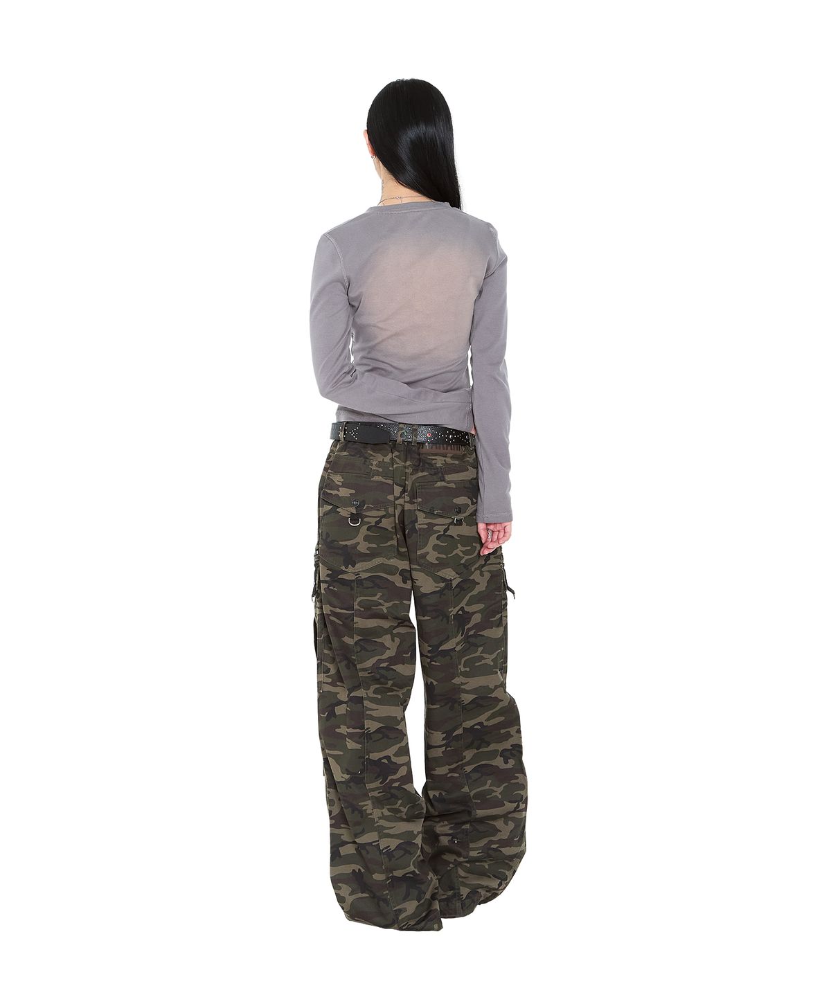 아캄(AAKAM) Knee Pin-Tuck Camo Zippered Cargo Pants (Khaki)