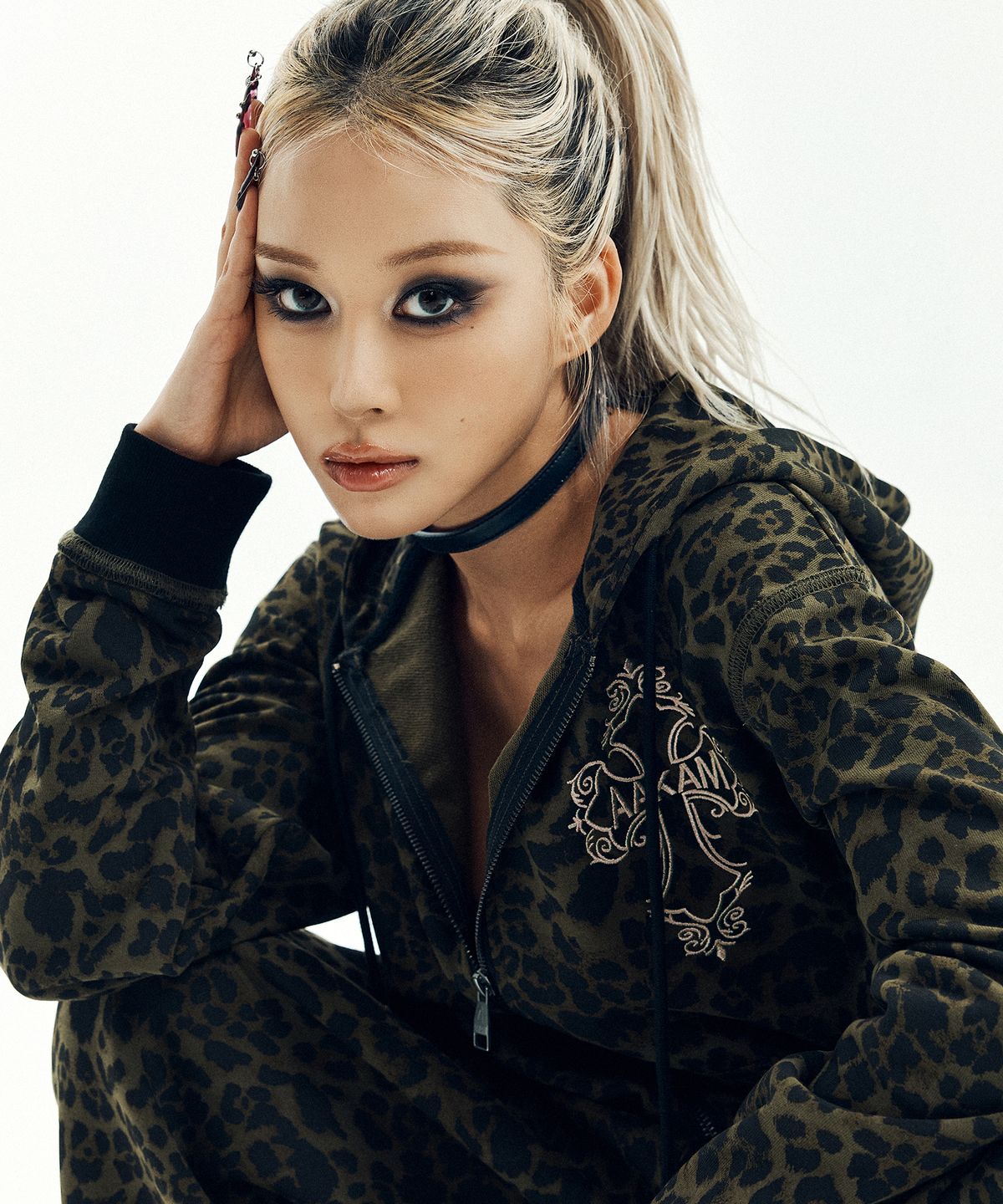 아캄(AAKAM) AKM CROS2 Leopard Zip-Up Hoodie (Khaki)