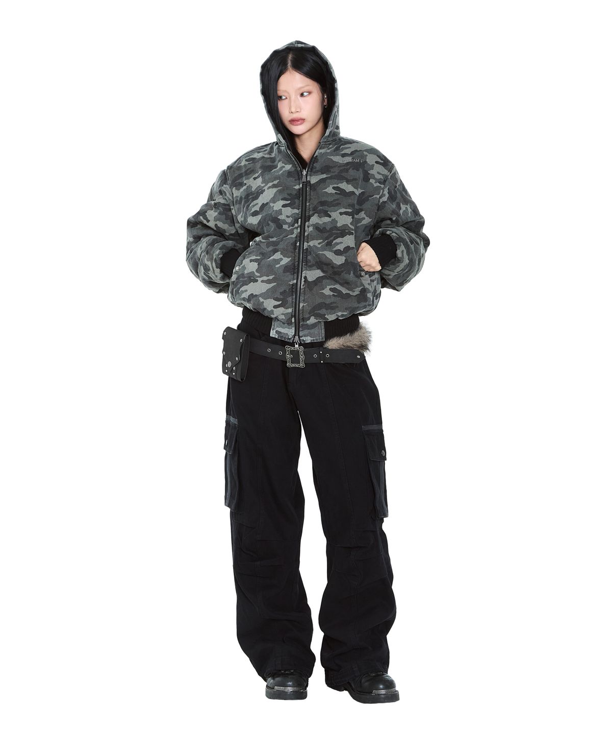 아캄(AAKAM) Camouflage Reversible Puffer Jacket (Black)