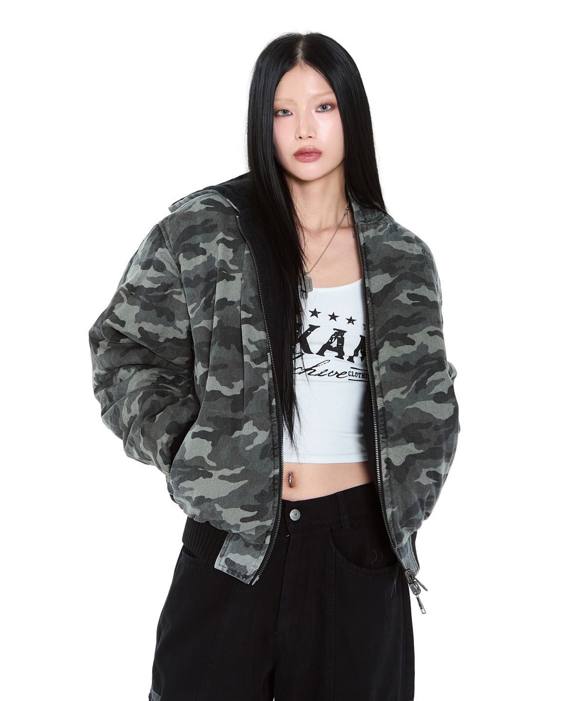아캄(AAKAM) Camouflage Reversible Puffer Jacket (Black)