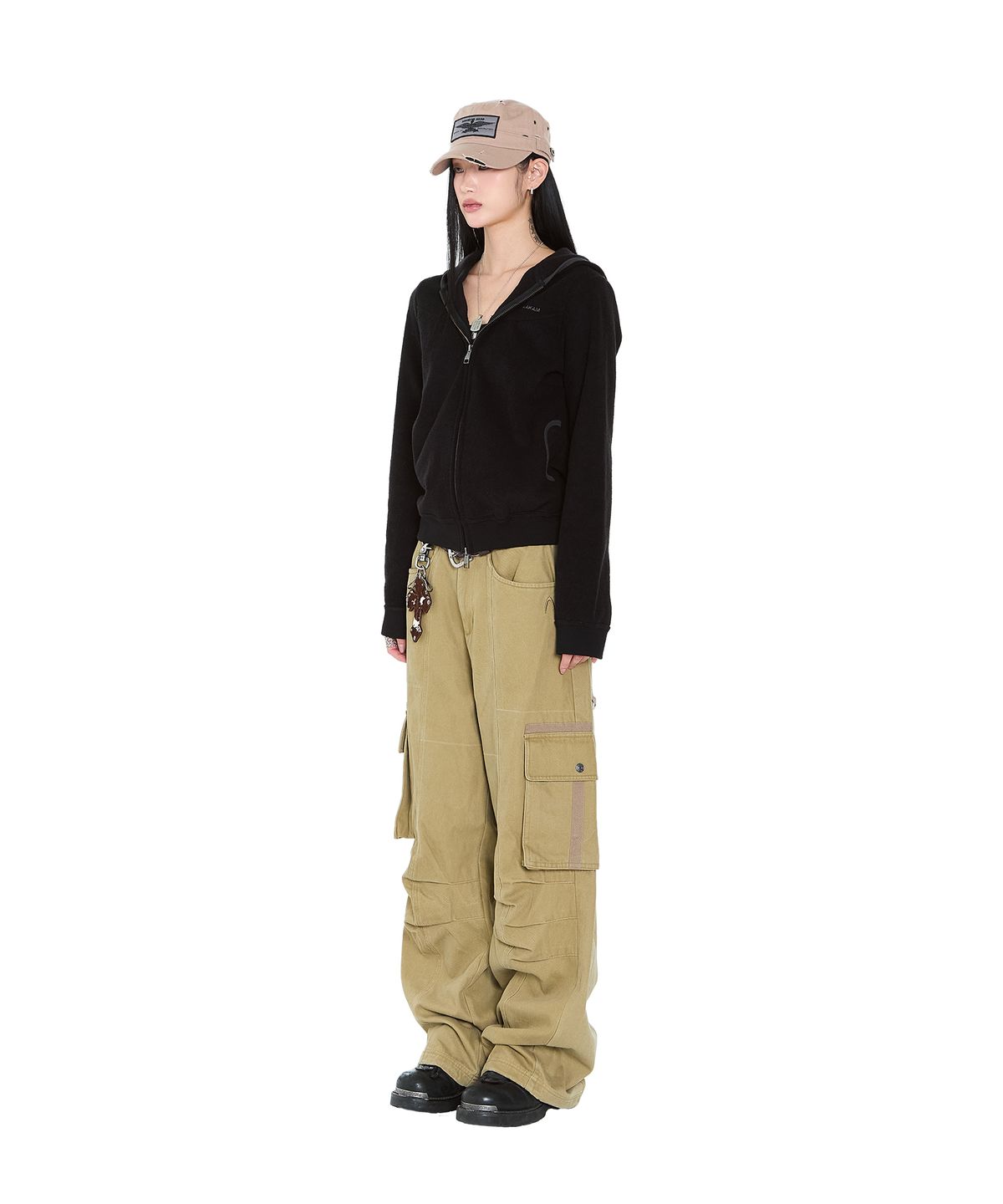아캄(AAKAM) Incision Terry Zip-Up Hoodie (Black)