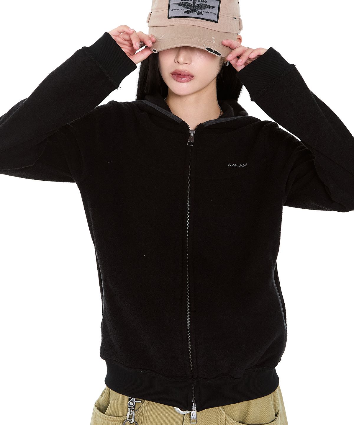 아캄(AAKAM) Incision Terry Zip-Up Hoodie (Black)