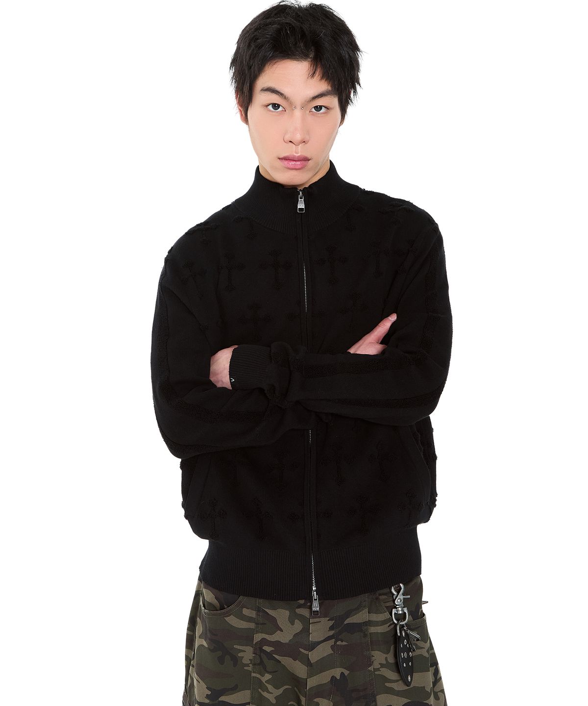 아캄(AAKAM) Cross Boucle Knit Zip-Up (Black)